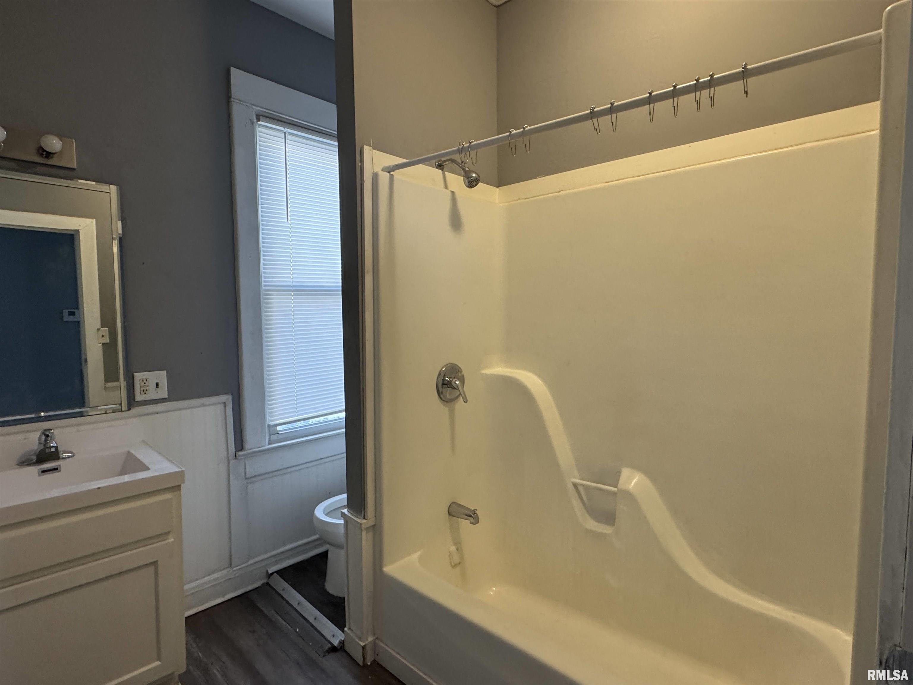 929 W Brons Avenue, Peoria, Illinois image 6