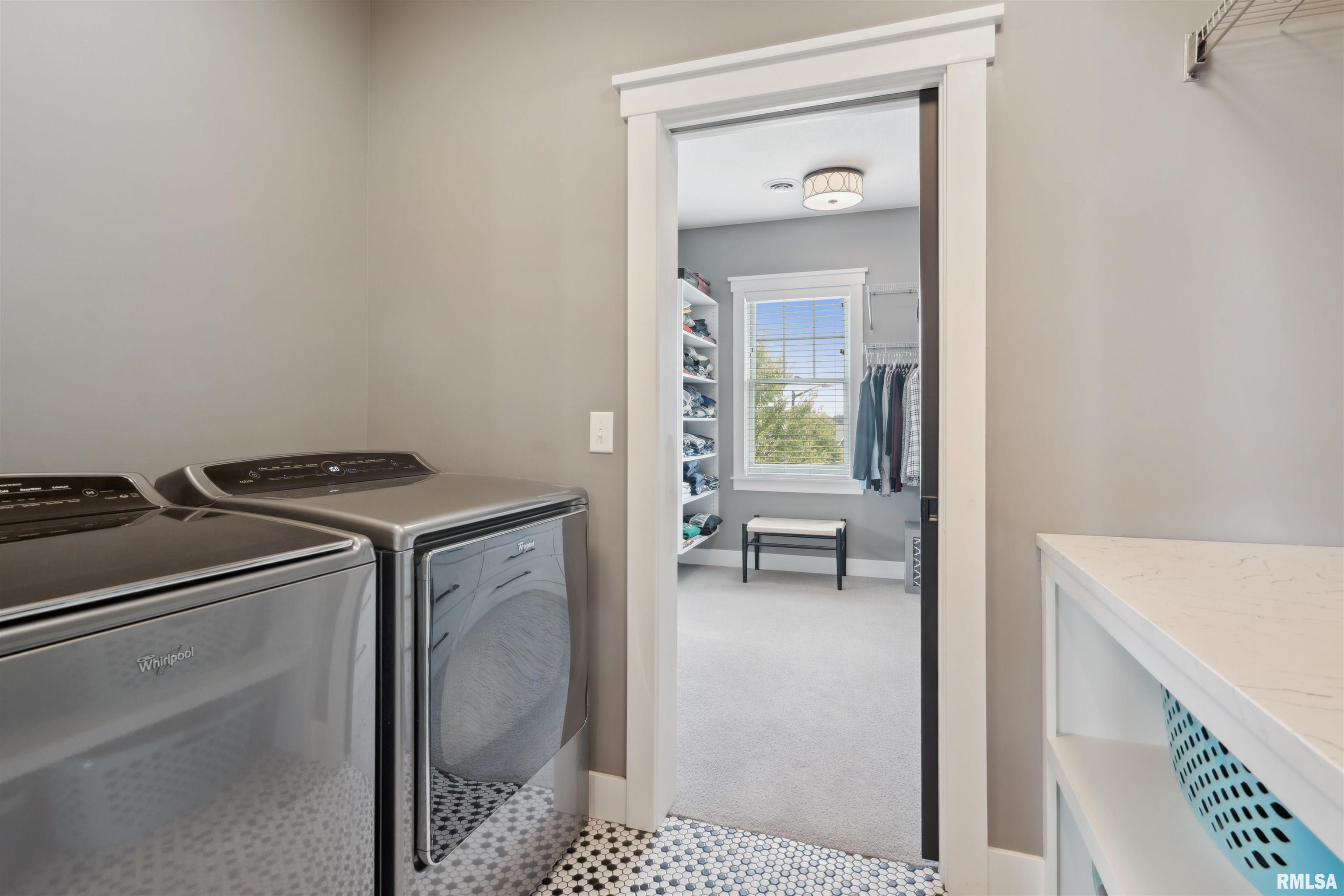 4691 Hidden Lake Court, Bettendorf, Iowa image 27