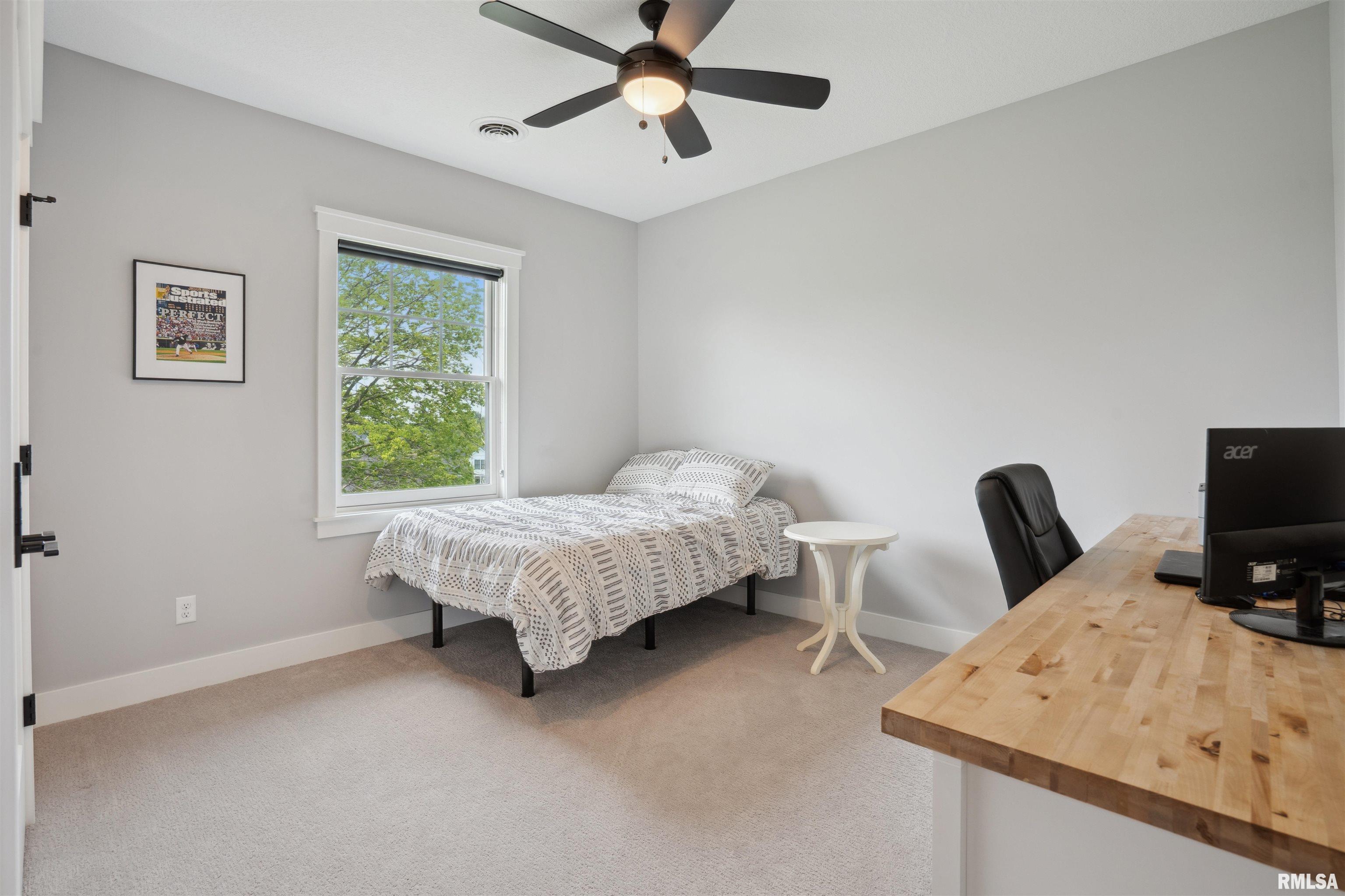 4691 Hidden Lake Court, Bettendorf, Iowa image 28