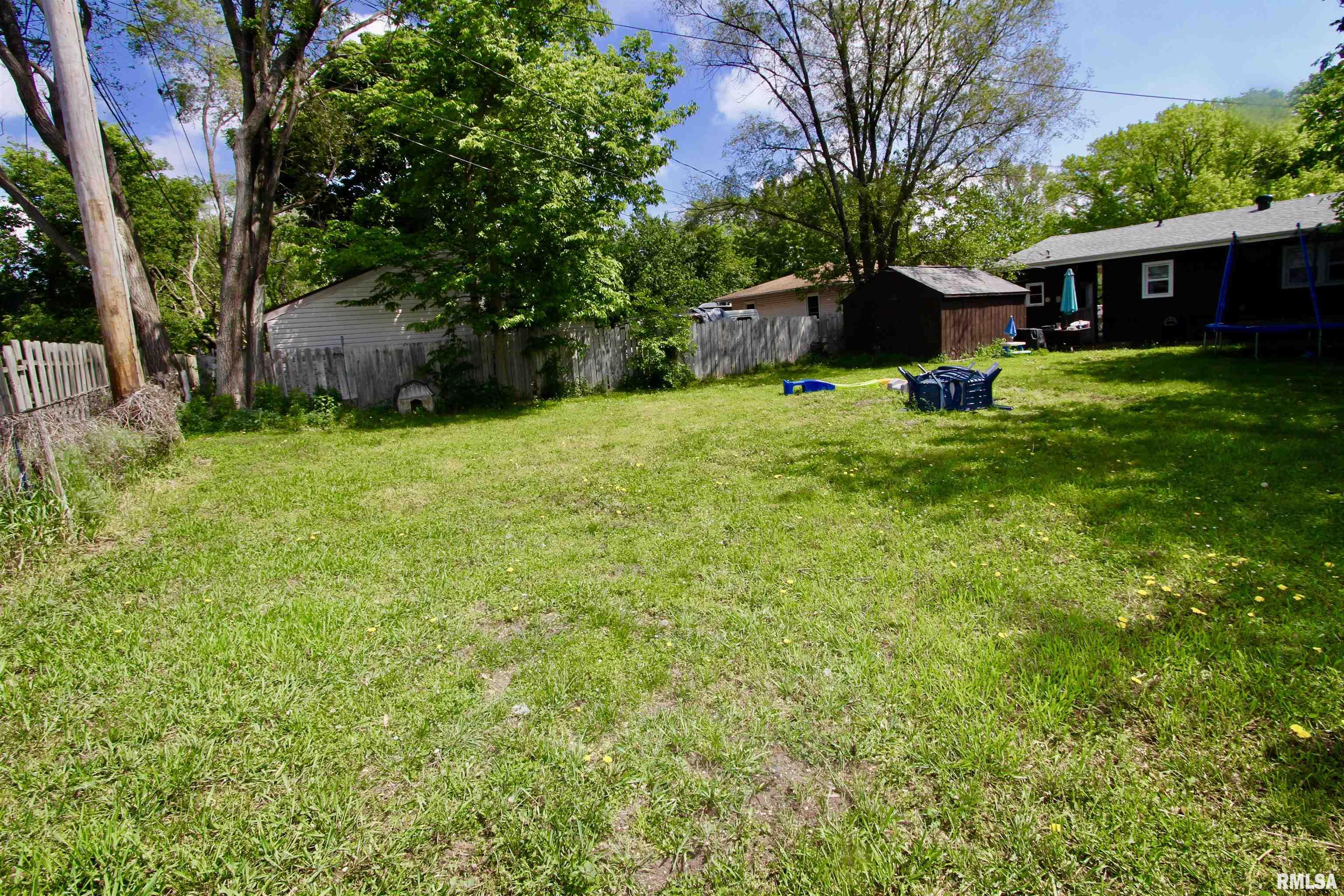 109 N 19th Street, Pekin, Illinois image 48