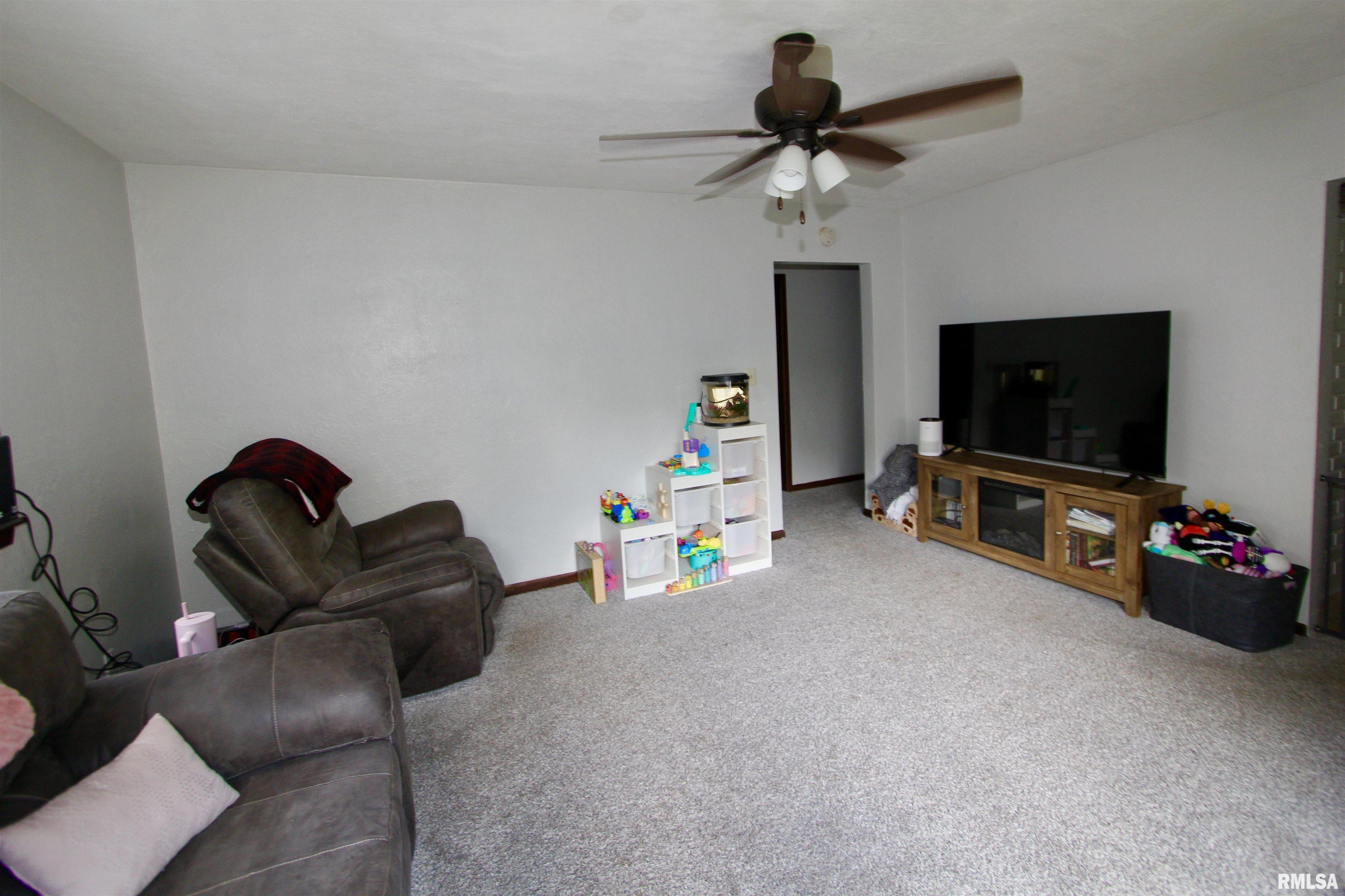 109 N 19th Street, Pekin, Illinois image 11