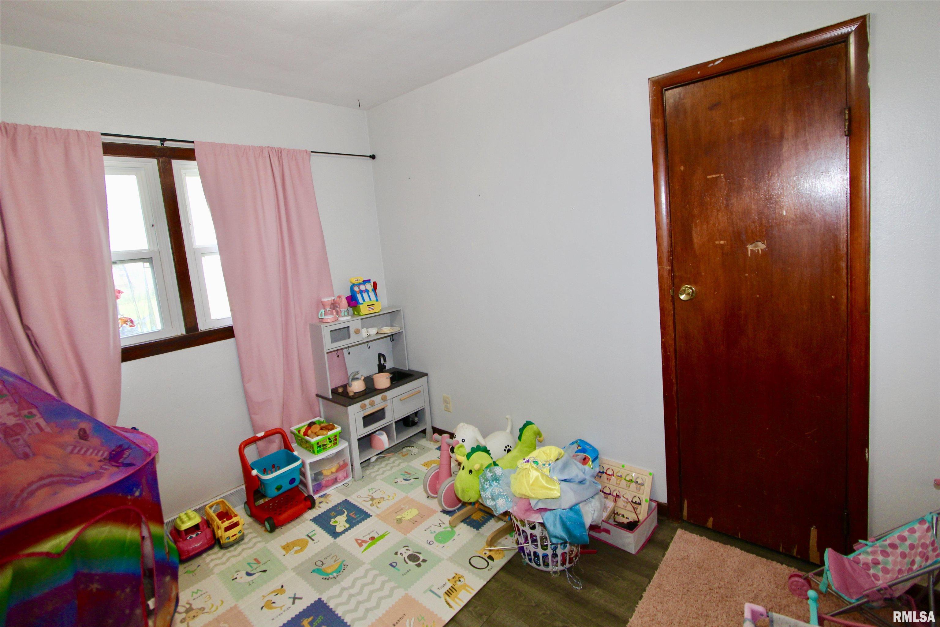 109 N 19th Street, Pekin, Illinois image 39