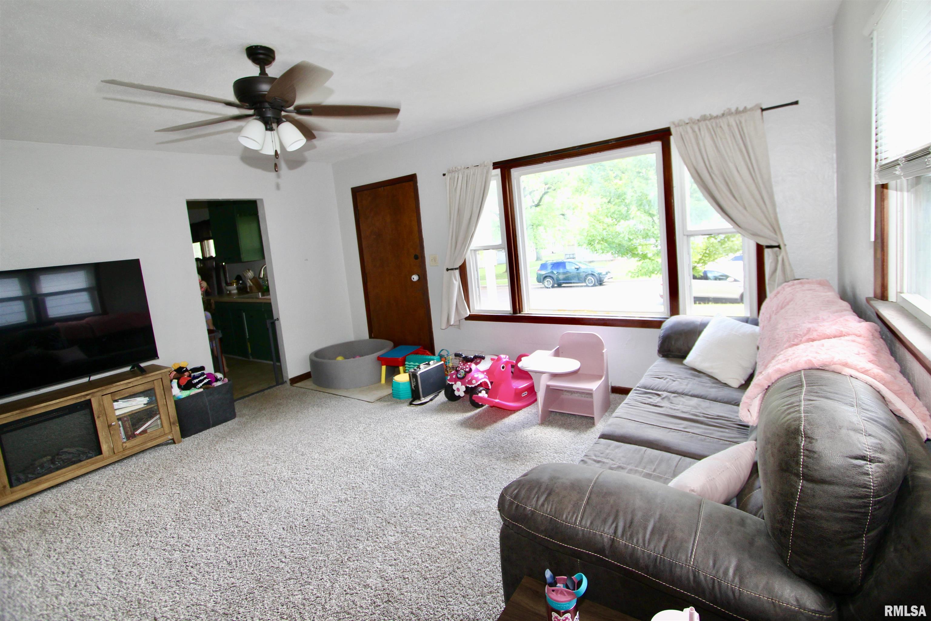 109 N 19th Street, Pekin, Illinois image 9