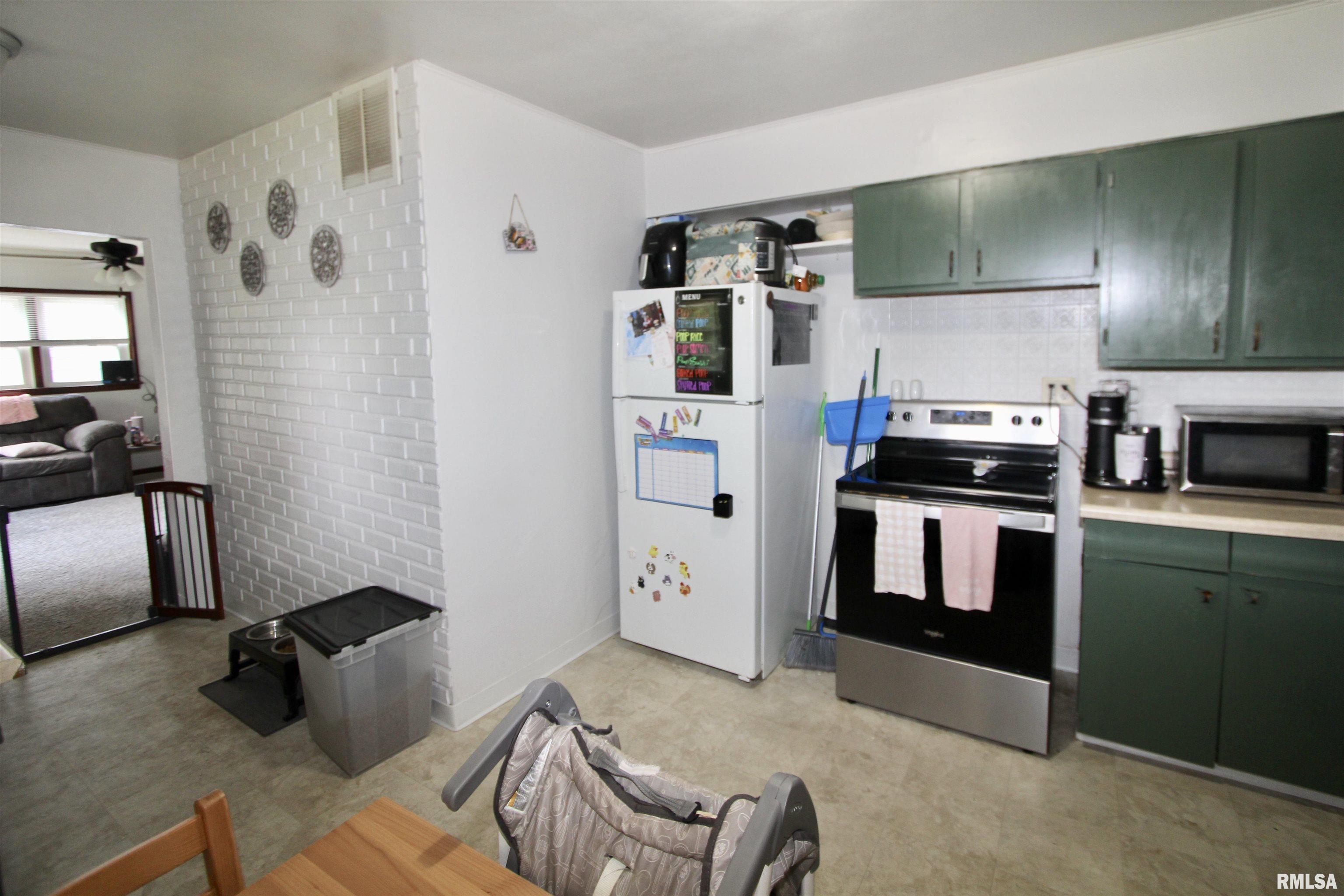 109 N 19th Street, Pekin, Illinois image 13