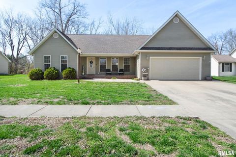 Homes For Sale - 605 Legacy Drive<br/> Williamson County, Herrin, IL 62948