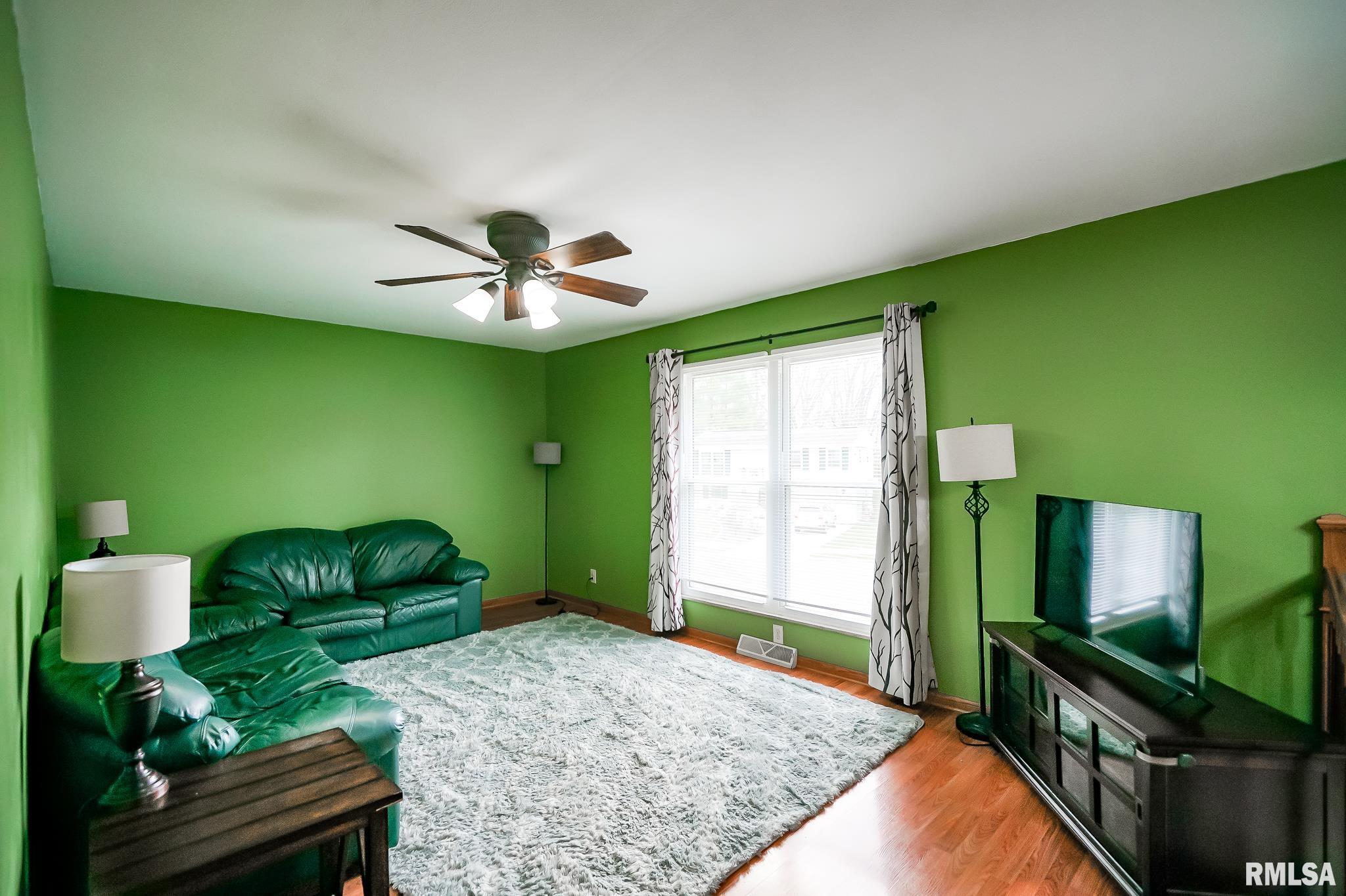3625 W Compton Court, Peoria, Illinois image 2