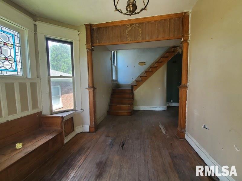 1043 19th Street, Rock Island, Illinois image 3