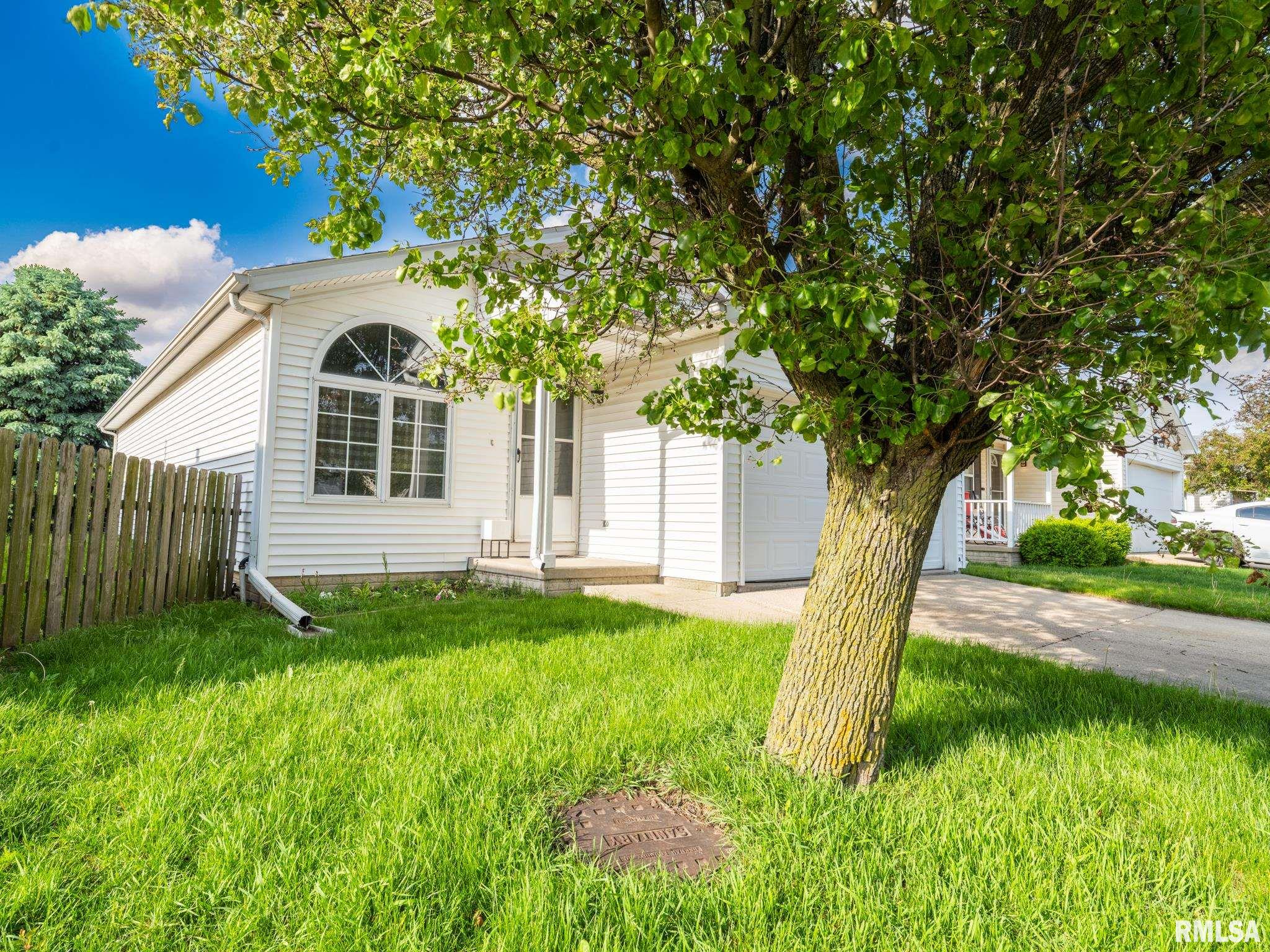 3504 Wegeng Drive, Bloomington, Illinois image 1