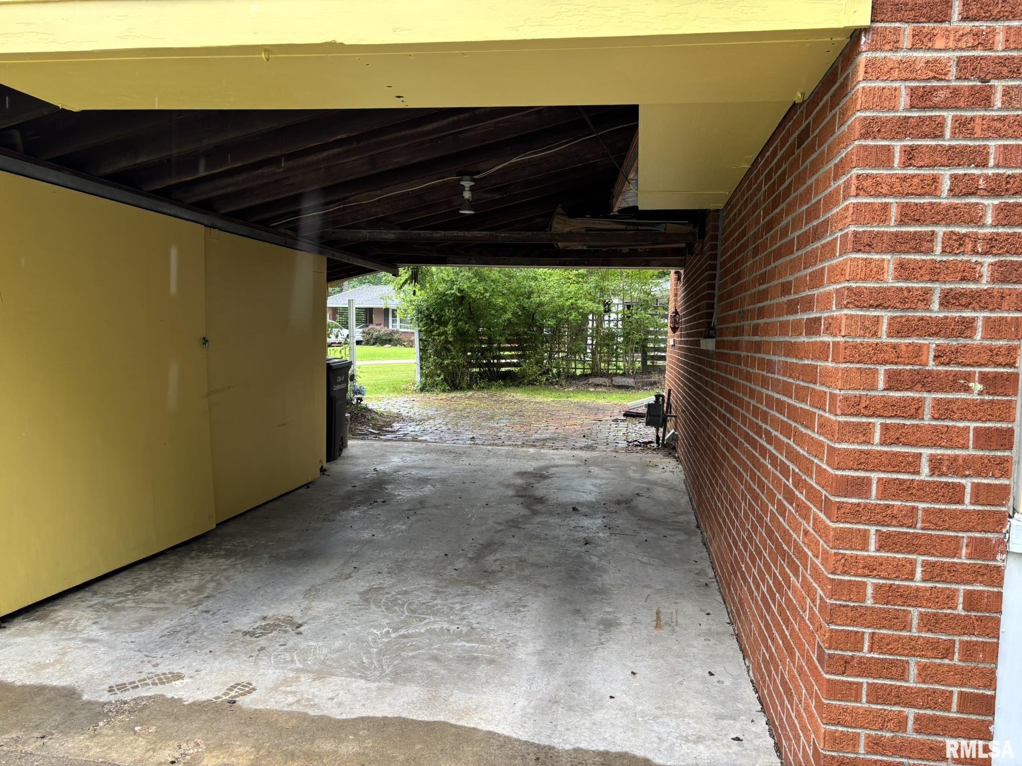 507 S Dixon Avenue, Carbondale, Illinois image 3