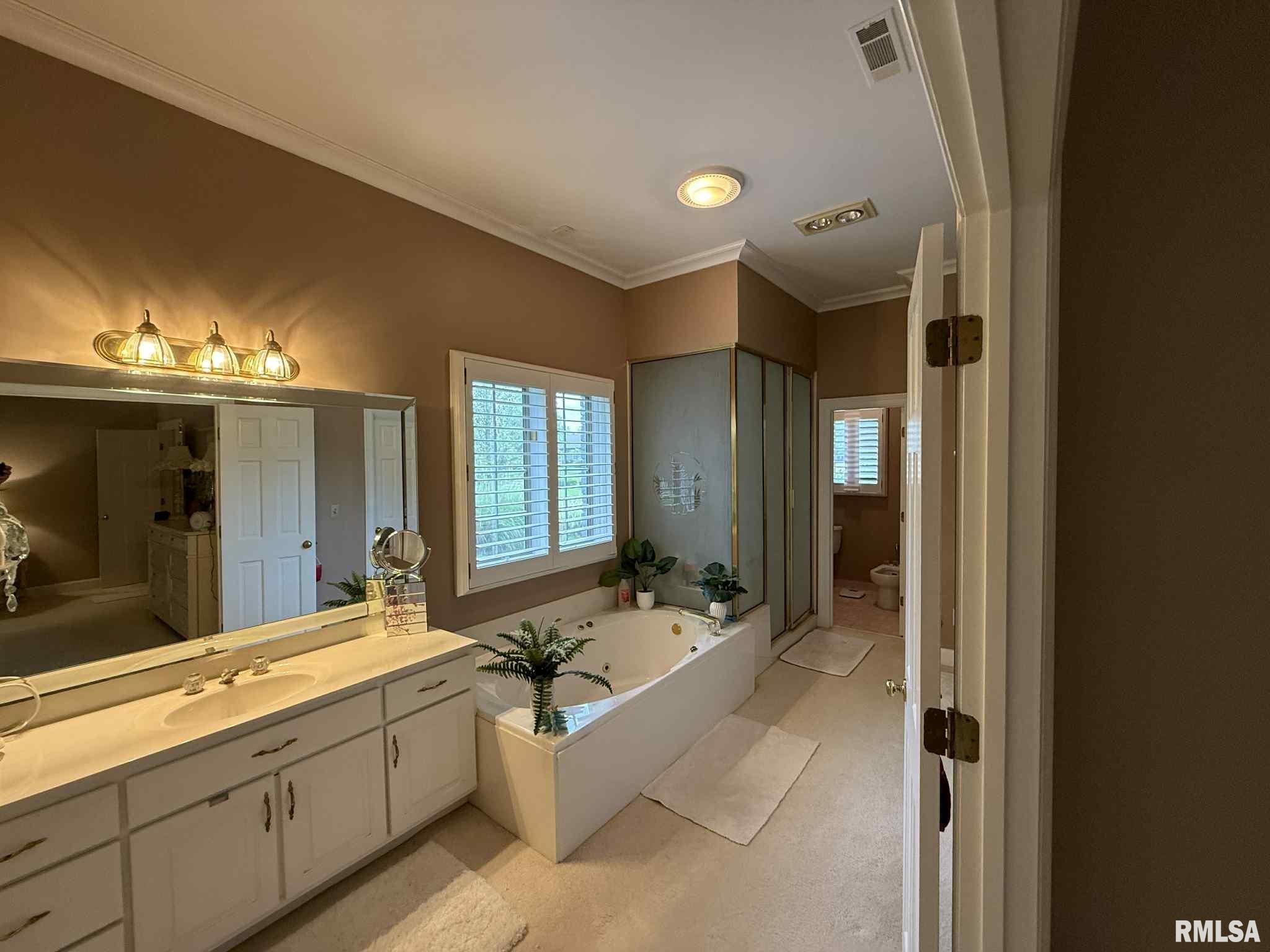 608 N Saluki Drive, Marion, Illinois image 16
