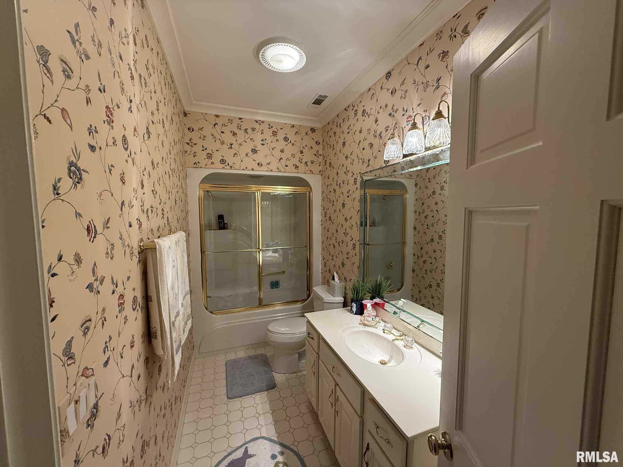 608 N Saluki Drive, Marion, Illinois image 20