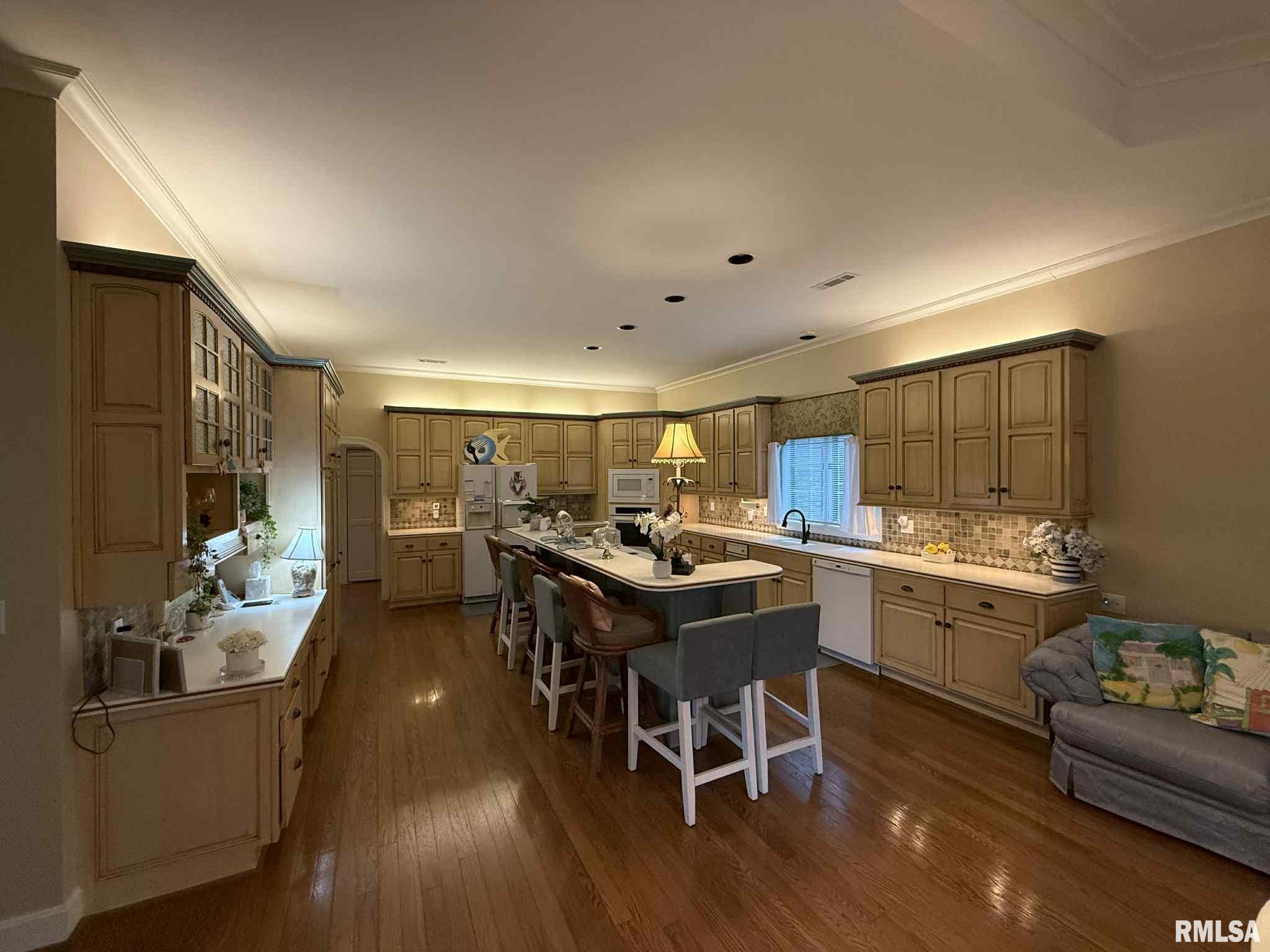 608 N Saluki Drive, Marion, Illinois image 11
