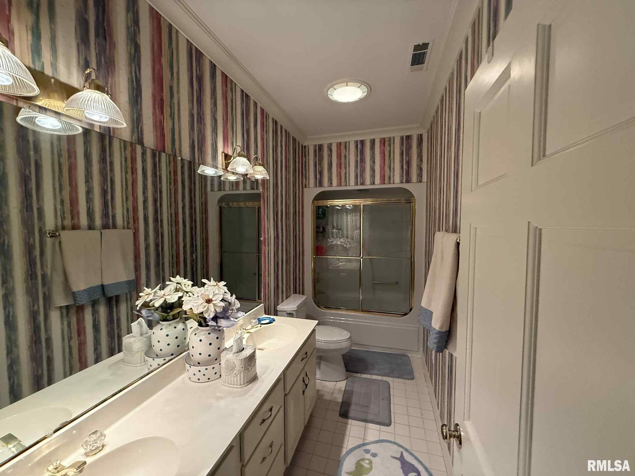 608 N Saluki Drive, Marion, Illinois image 12