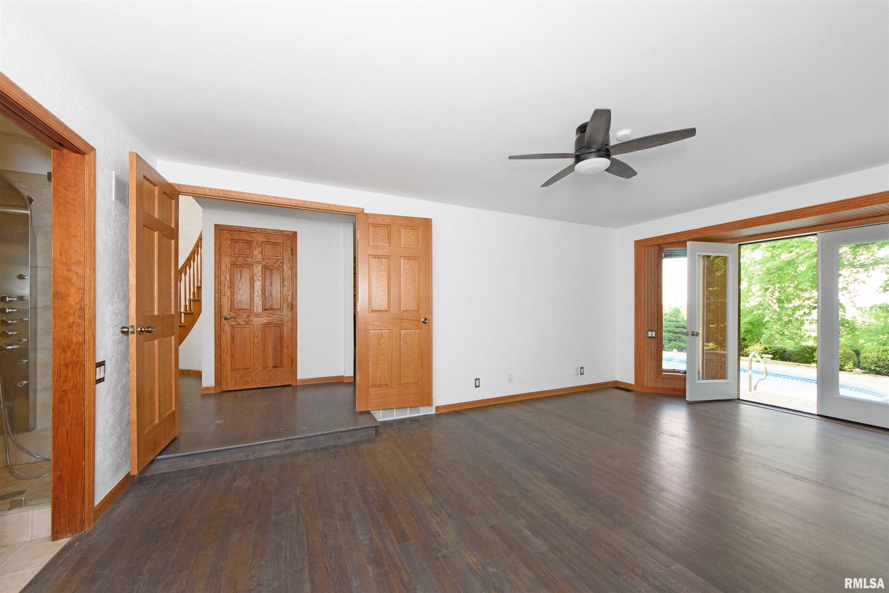 1045 Fondulac Drive, East Peoria, Illinois image 23