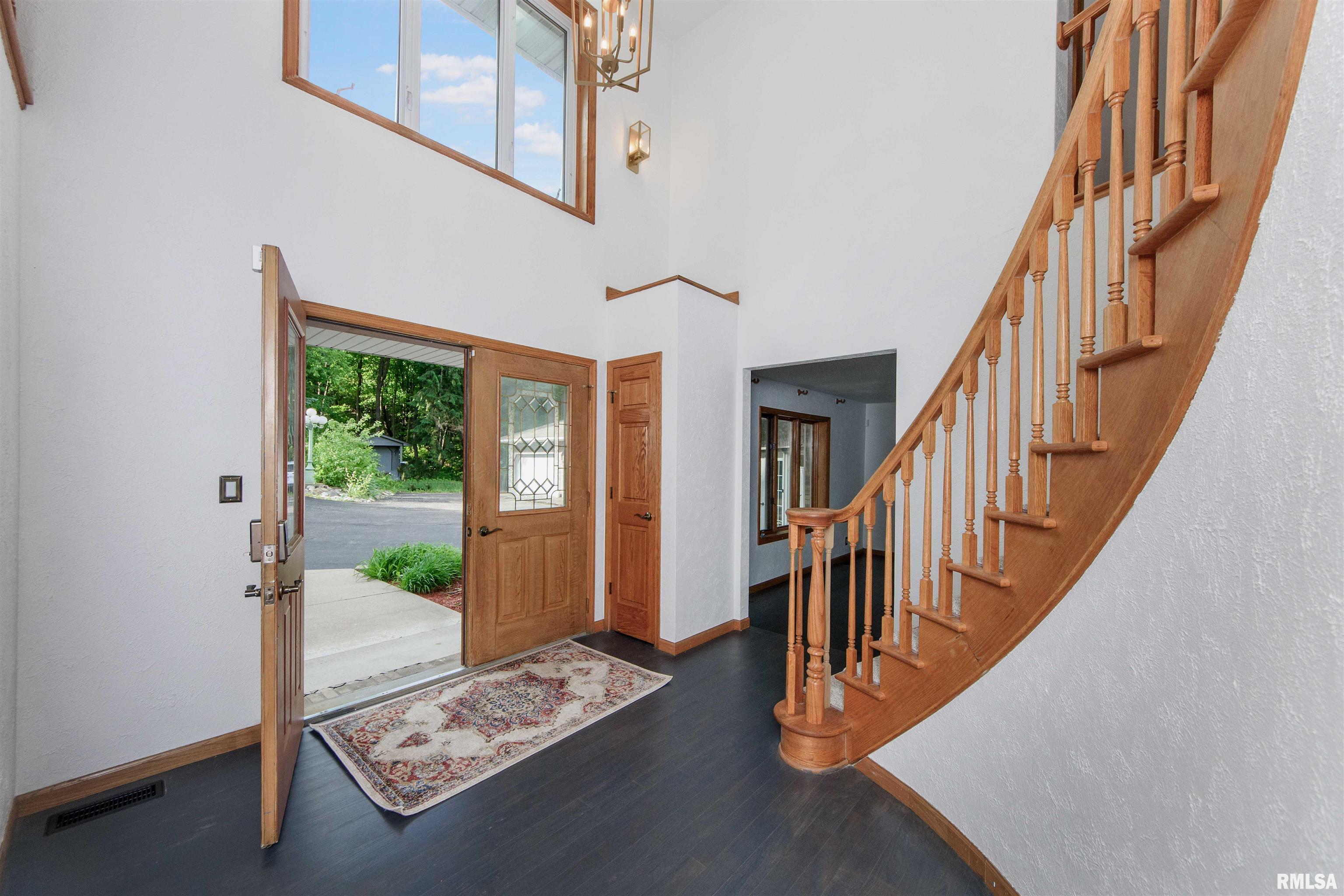 1045 Fondulac Drive, East Peoria, Illinois image 28