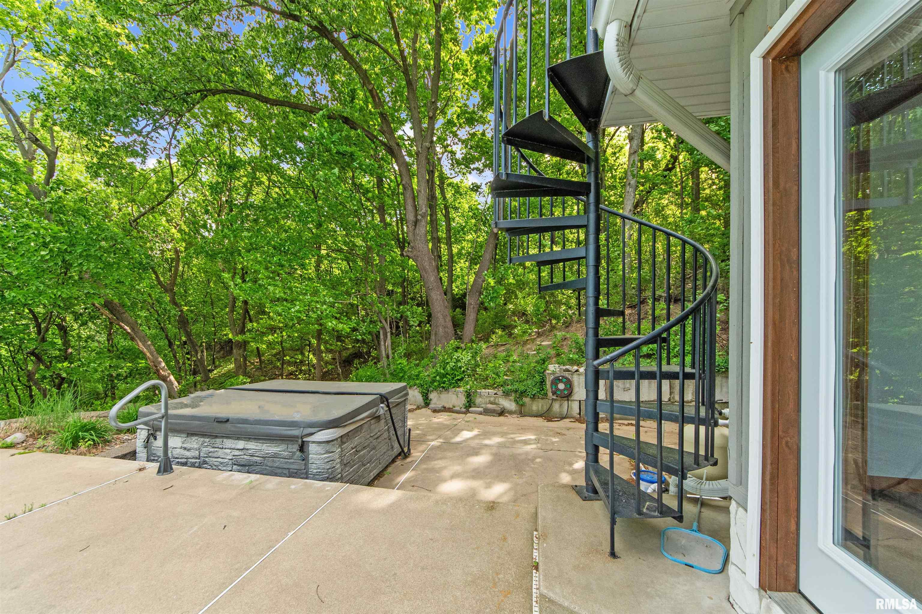 1045 Fondulac Drive, East Peoria, Illinois image 49