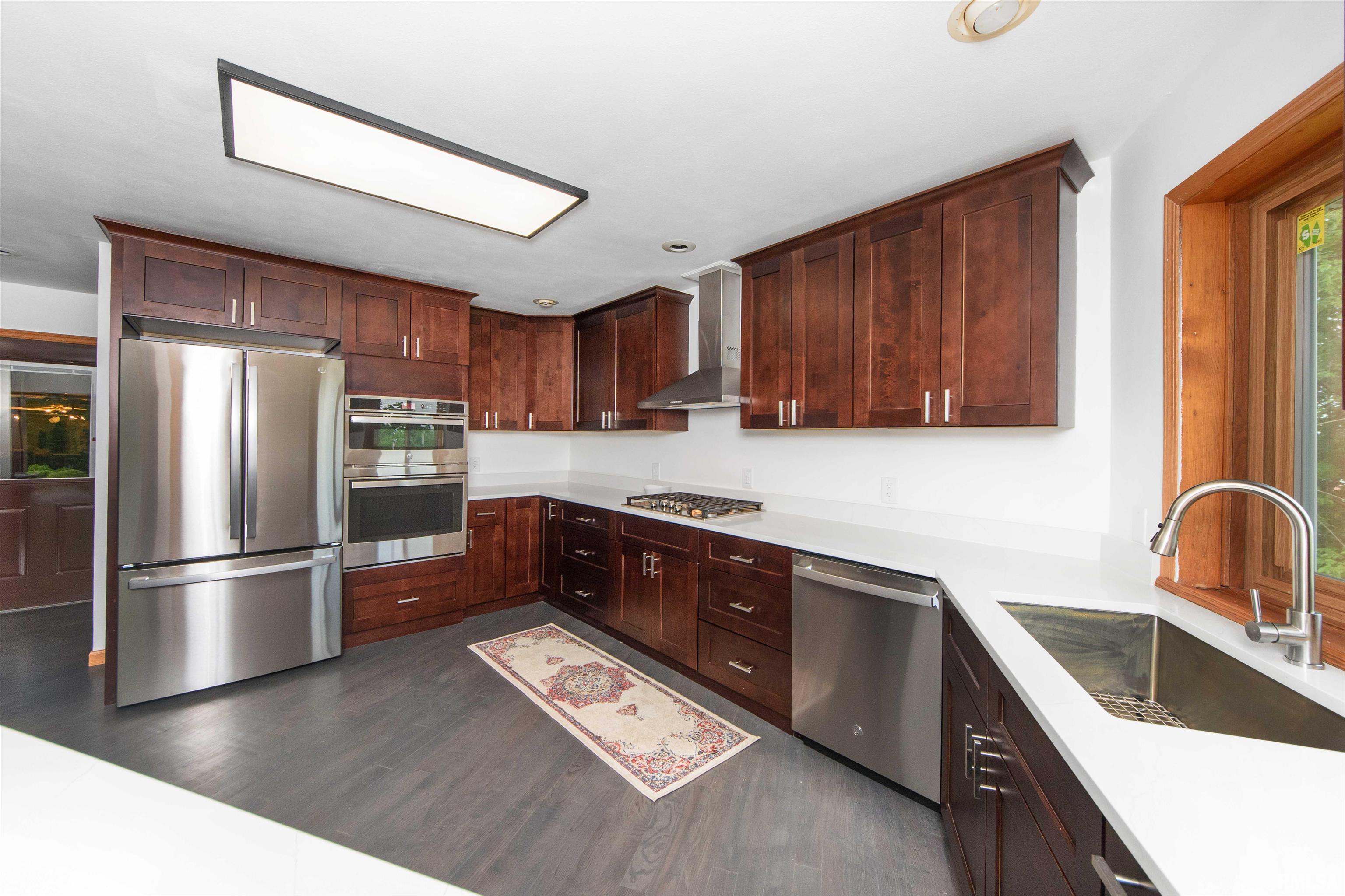 1045 Fondulac Drive, East Peoria, Illinois image 7