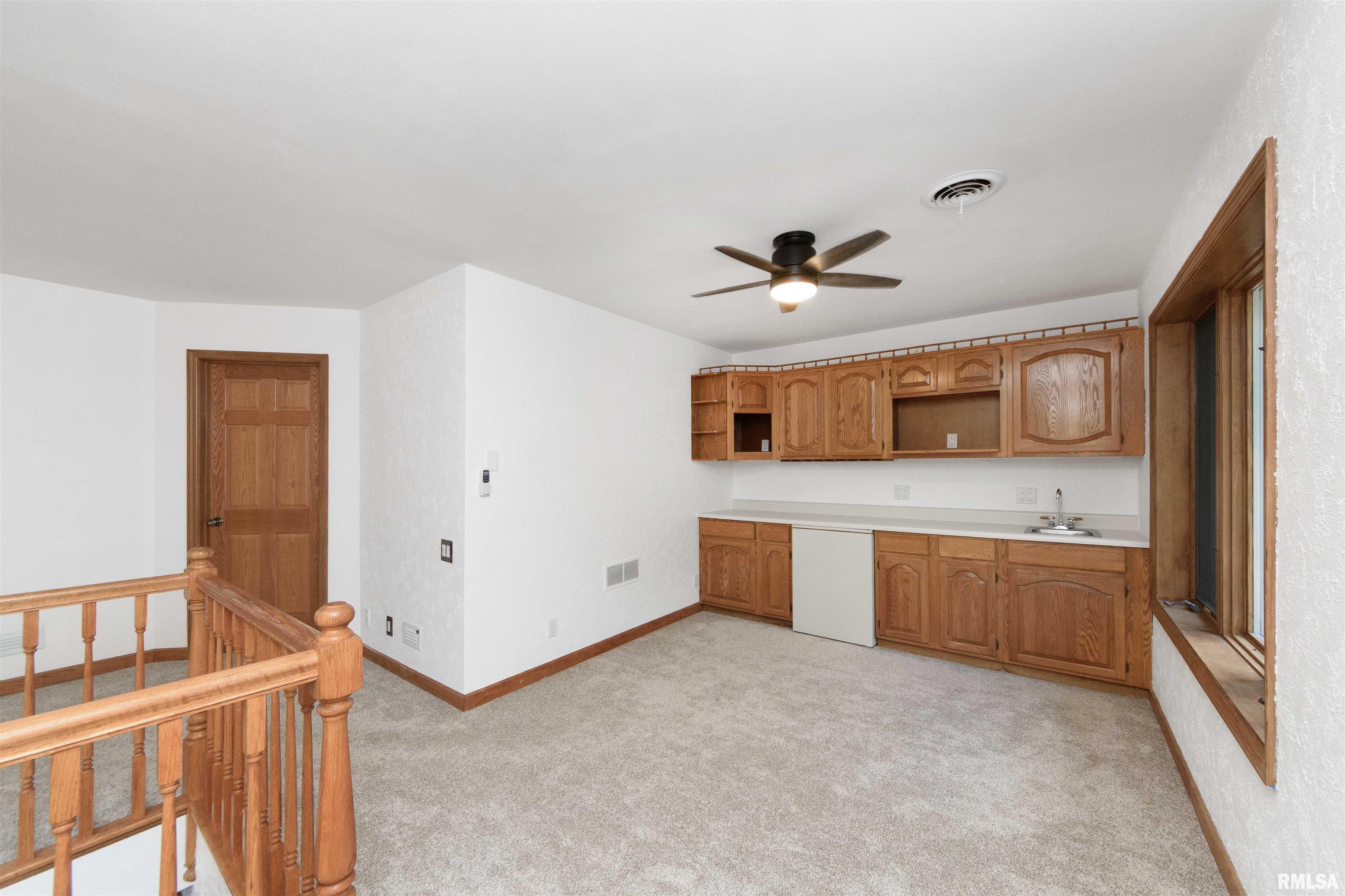 1045 Fondulac Drive, East Peoria, Illinois image 33