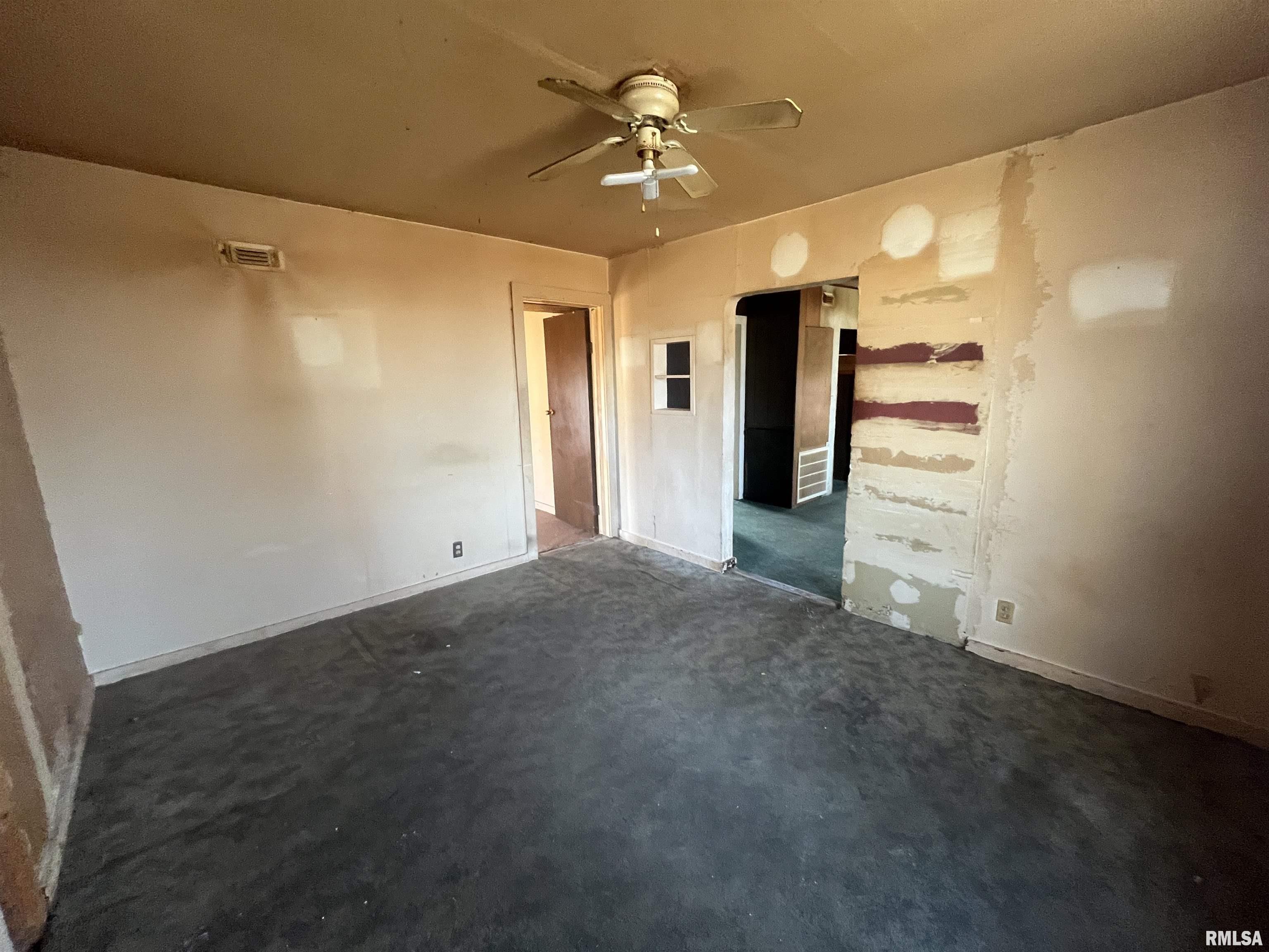 220 E Willard Street, Wataga, Illinois image 8