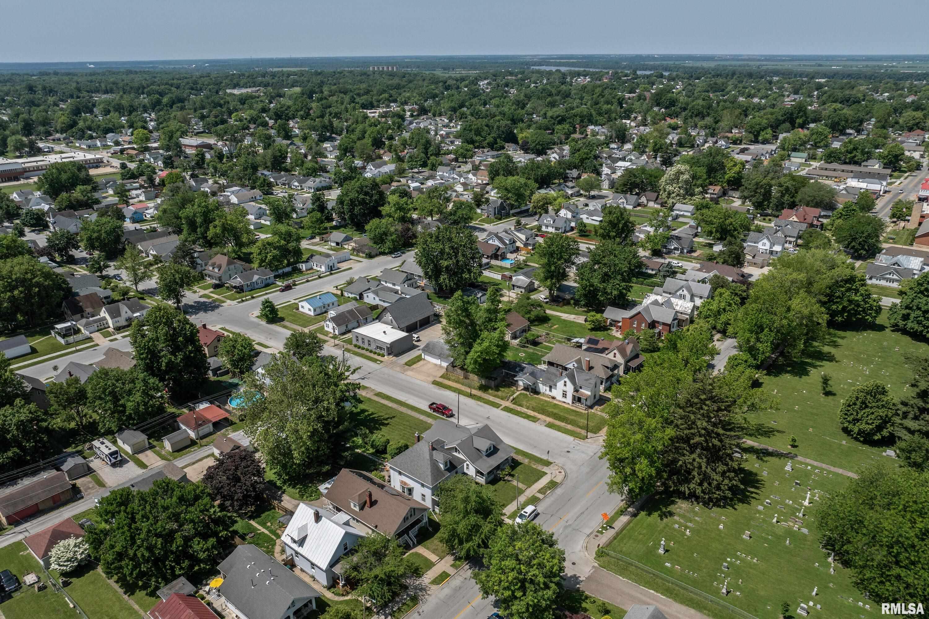 2108 State Street, Quincy, Illinois image 36