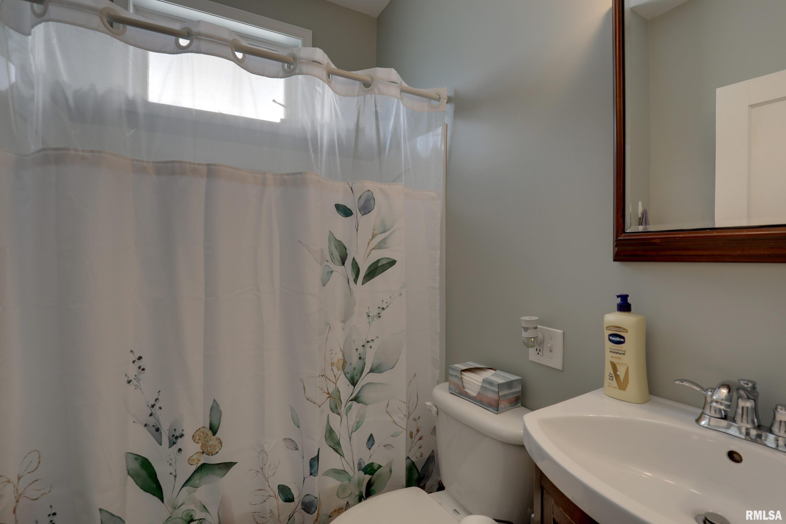 2108 State Street, Quincy, Illinois image 13