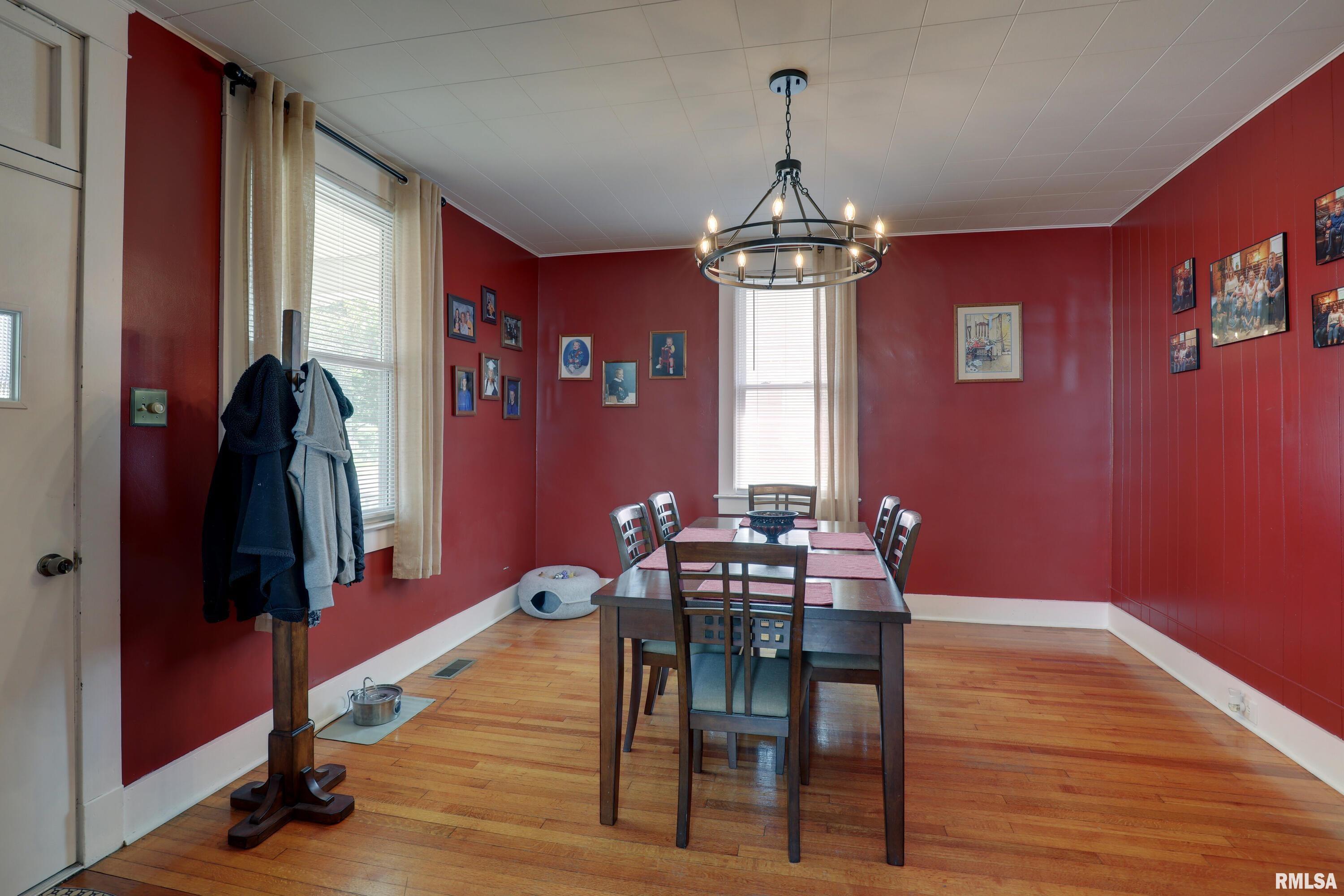 2108 State Street, Quincy, Illinois image 4