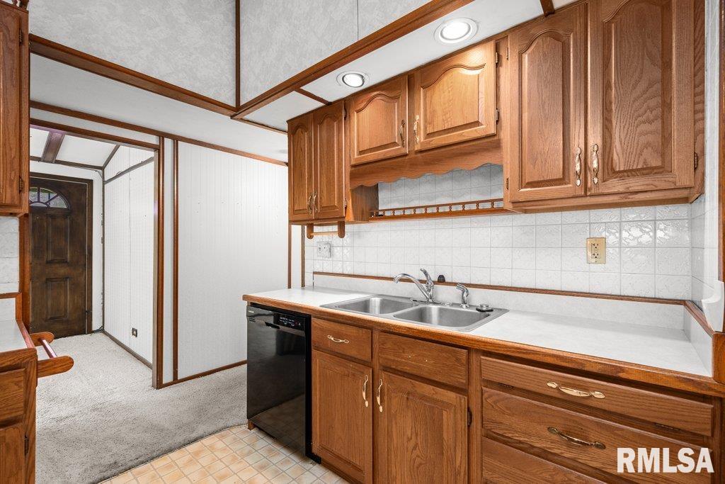 14003 W 78th Avenue, Taylor Ridge, Illinois image 14
