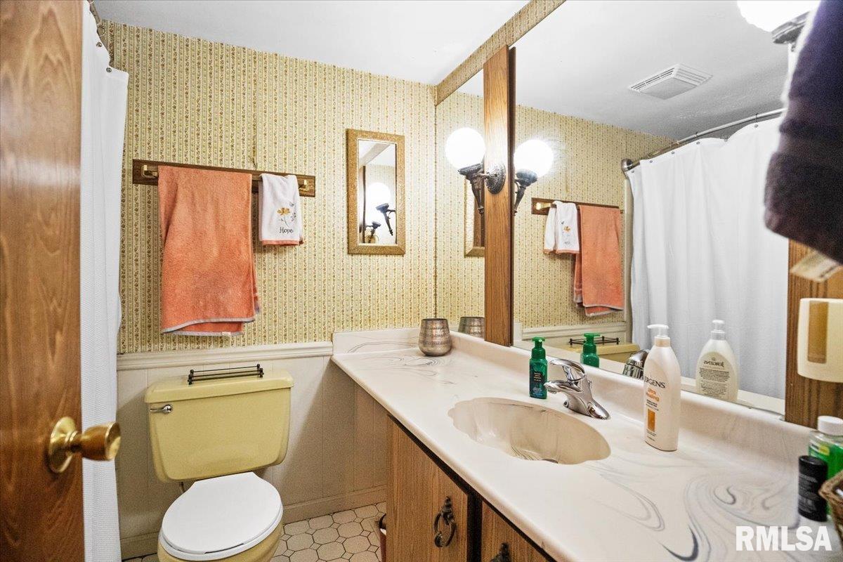 11910 Bubbling Well Road, Glenarm, Illinois image 21