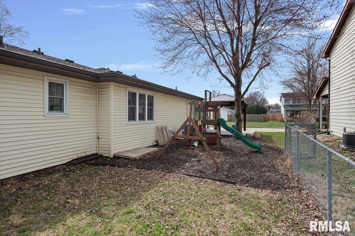 2501 Huntleigh Road, Springfield, Illinois image 32