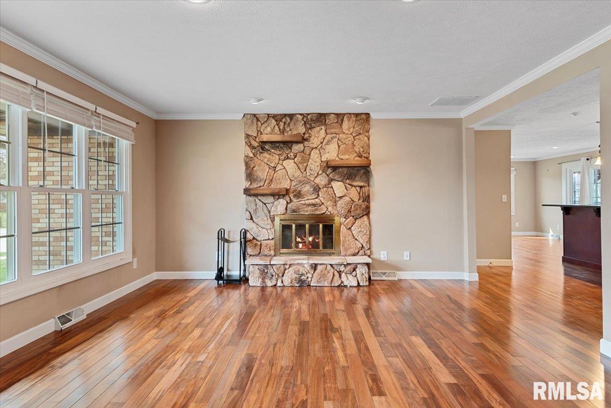 2501 Huntleigh Road, Springfield, Illinois image 9