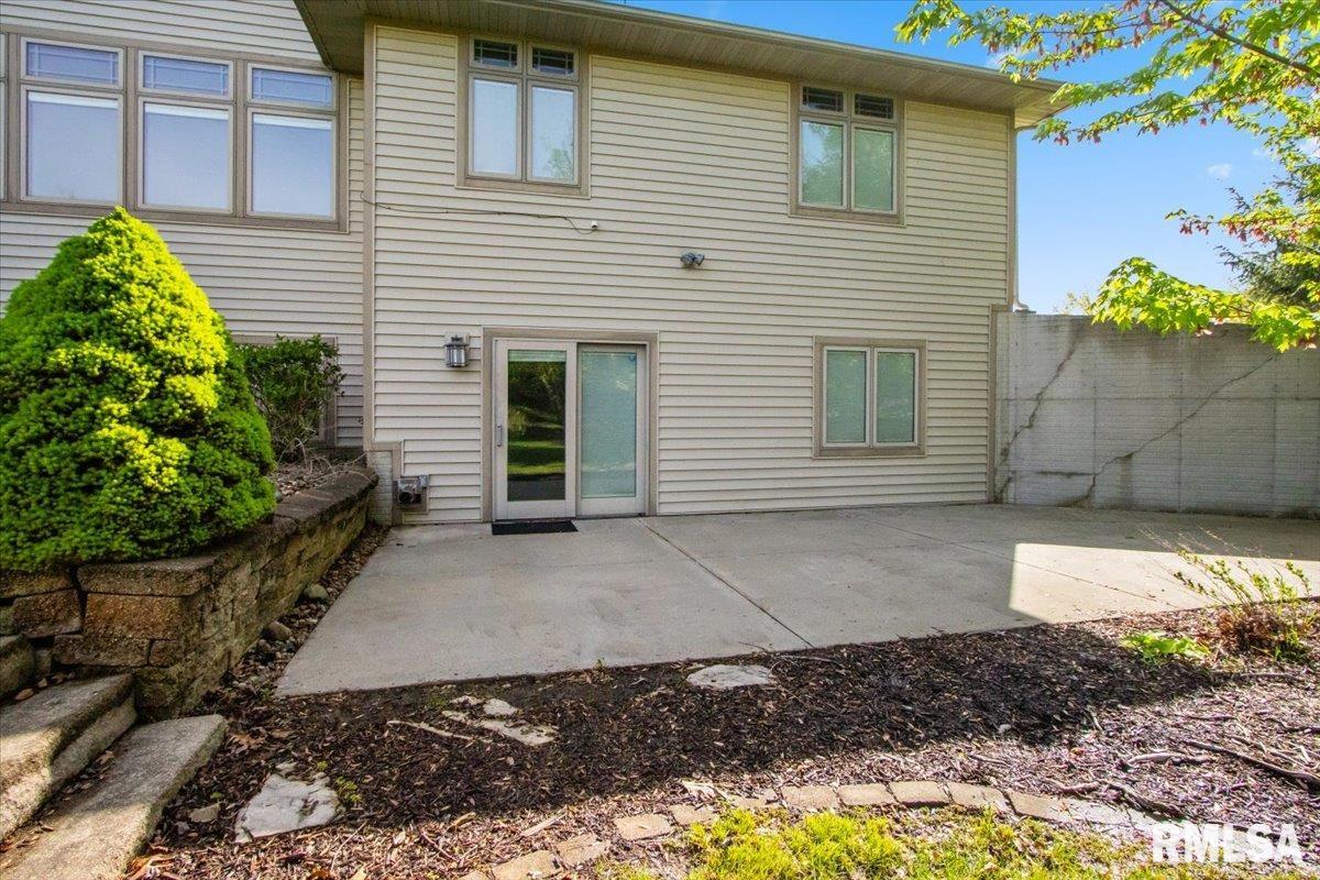 2297 Deer Ridge Court, Carlock, Illinois image 6