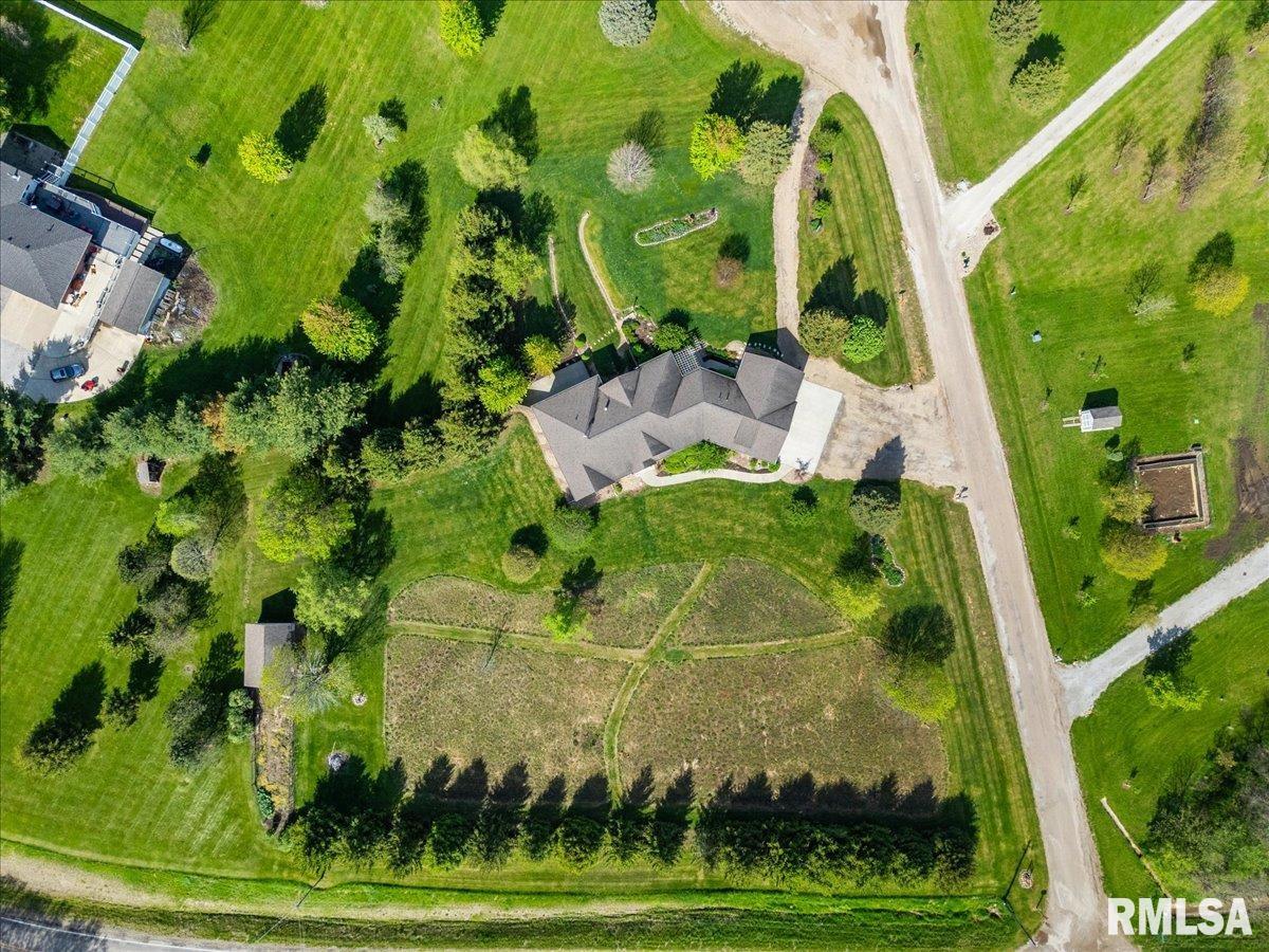 2297 Deer Ridge Court, Carlock, Illinois image 12