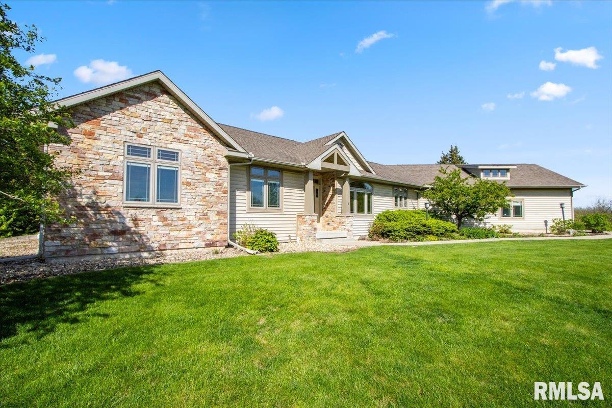 2297 Deer Ridge Court, Carlock, Illinois image 2