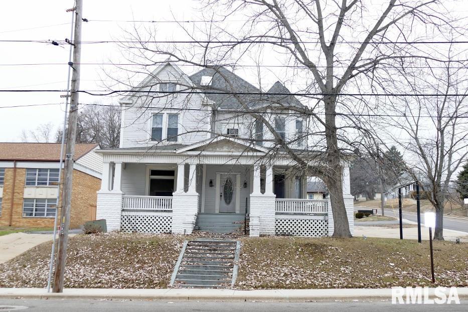 Photo 1 of 46 — 6001 S ADAMS Street 4, Bartonville, IL 61607
