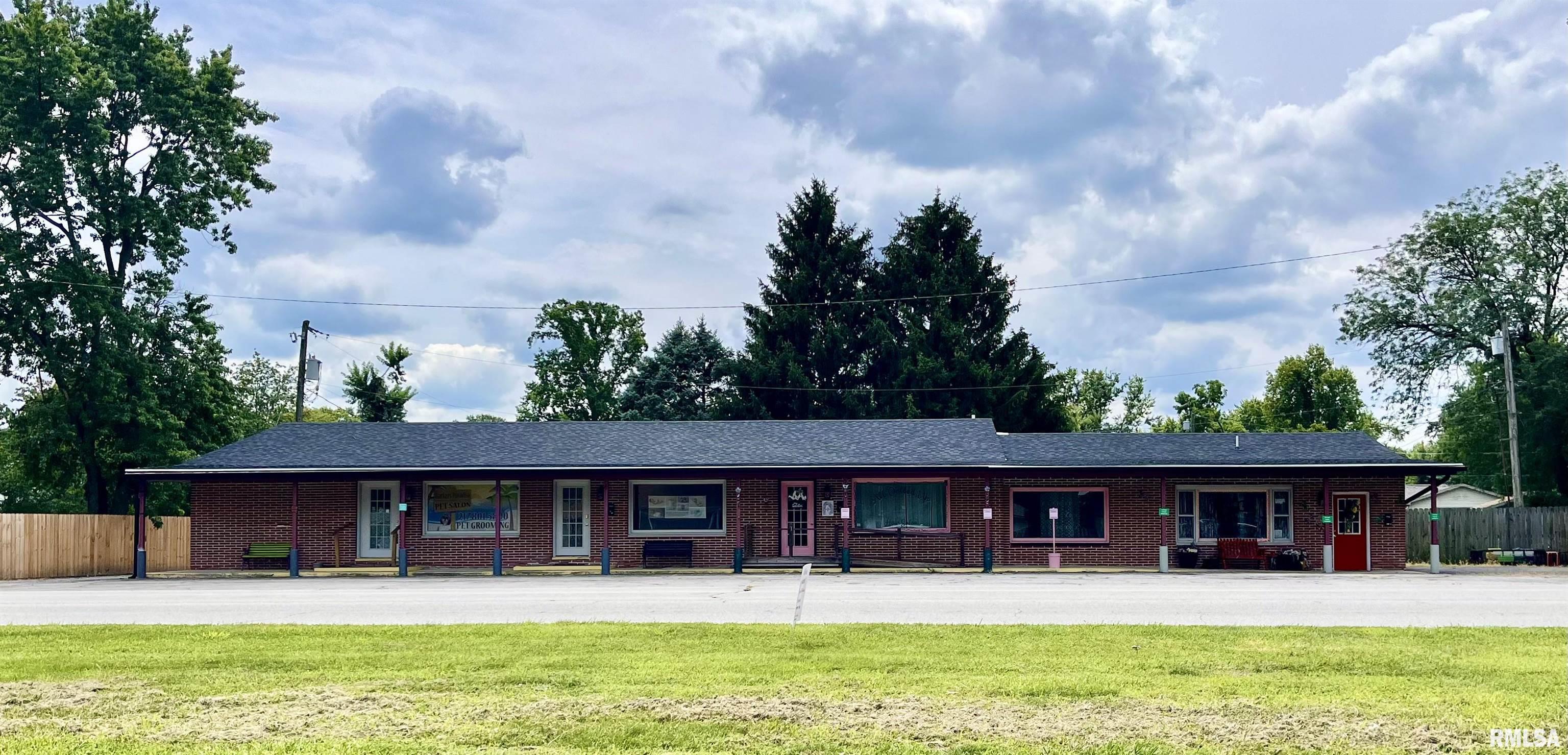 Photo 1 of 2 — 602 E WALNUT Street, Chatham, IL 62629