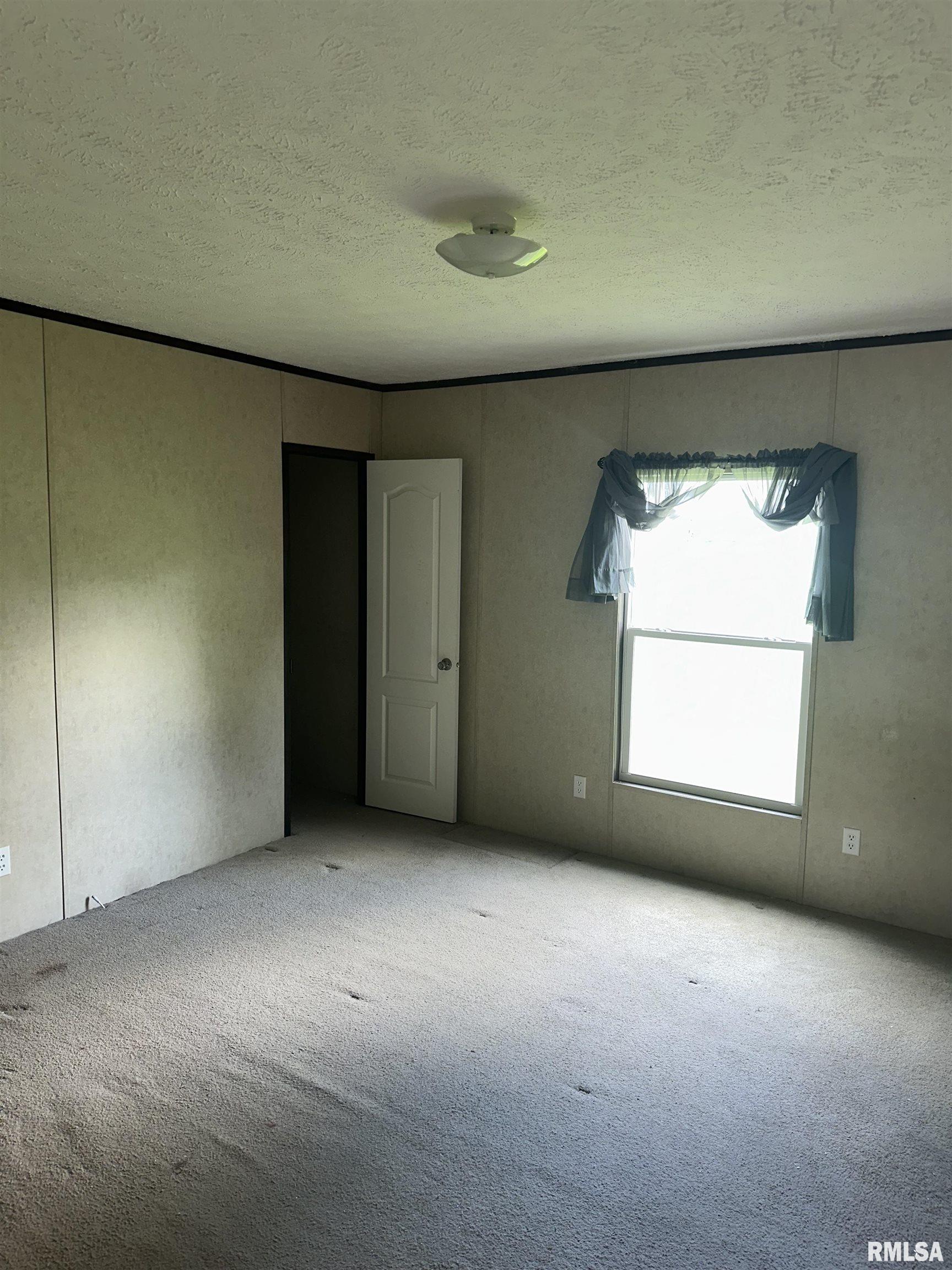 425 W 1st North Street, Tamaroa, Illinois image 19