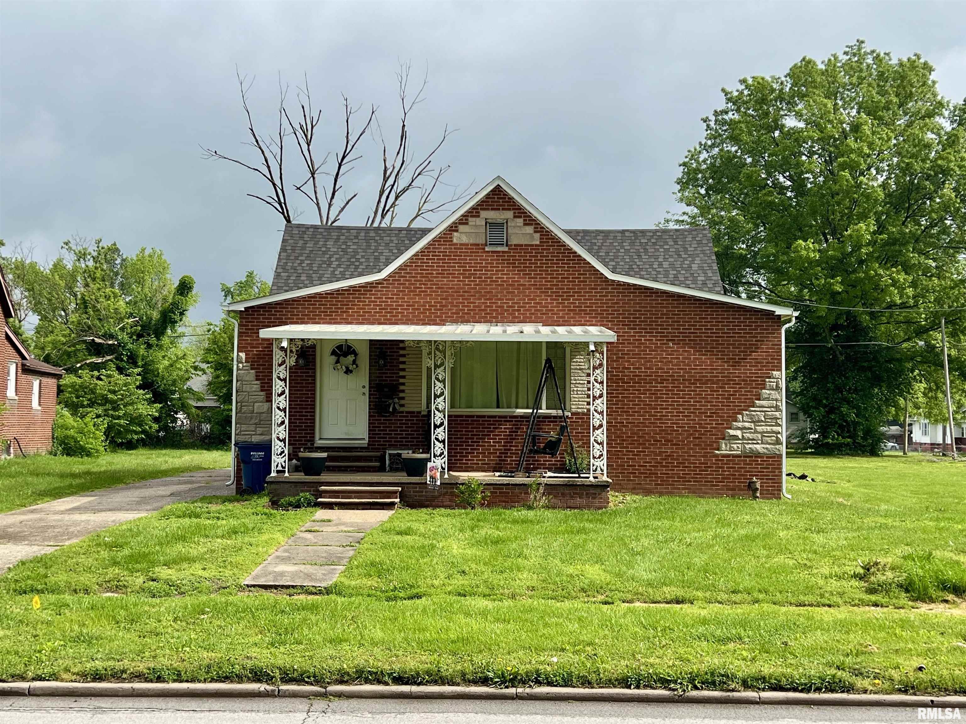 405 E Saint Louis Street, West Frankfort, Illinois image 7