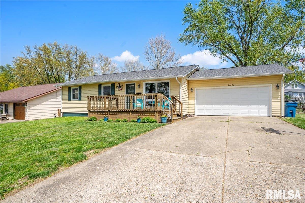 94 Downing Drive, Chatham, Illinois image 2