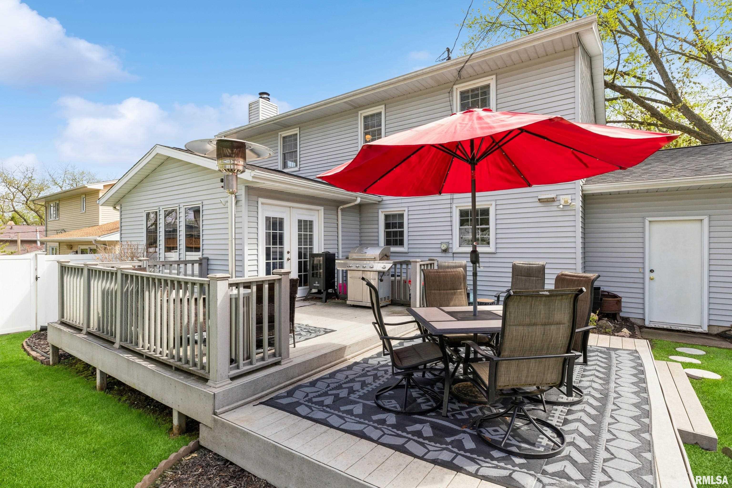 1220 Pine Hill Road, Bettendorf, Iowa image 8