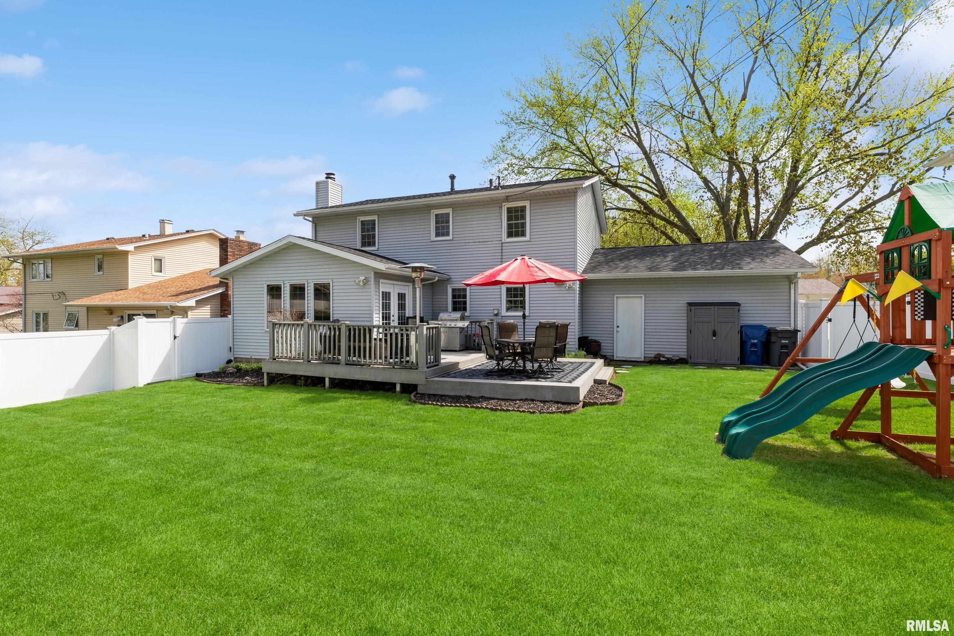 1220 Pine Hill Road, Bettendorf, Iowa image 7