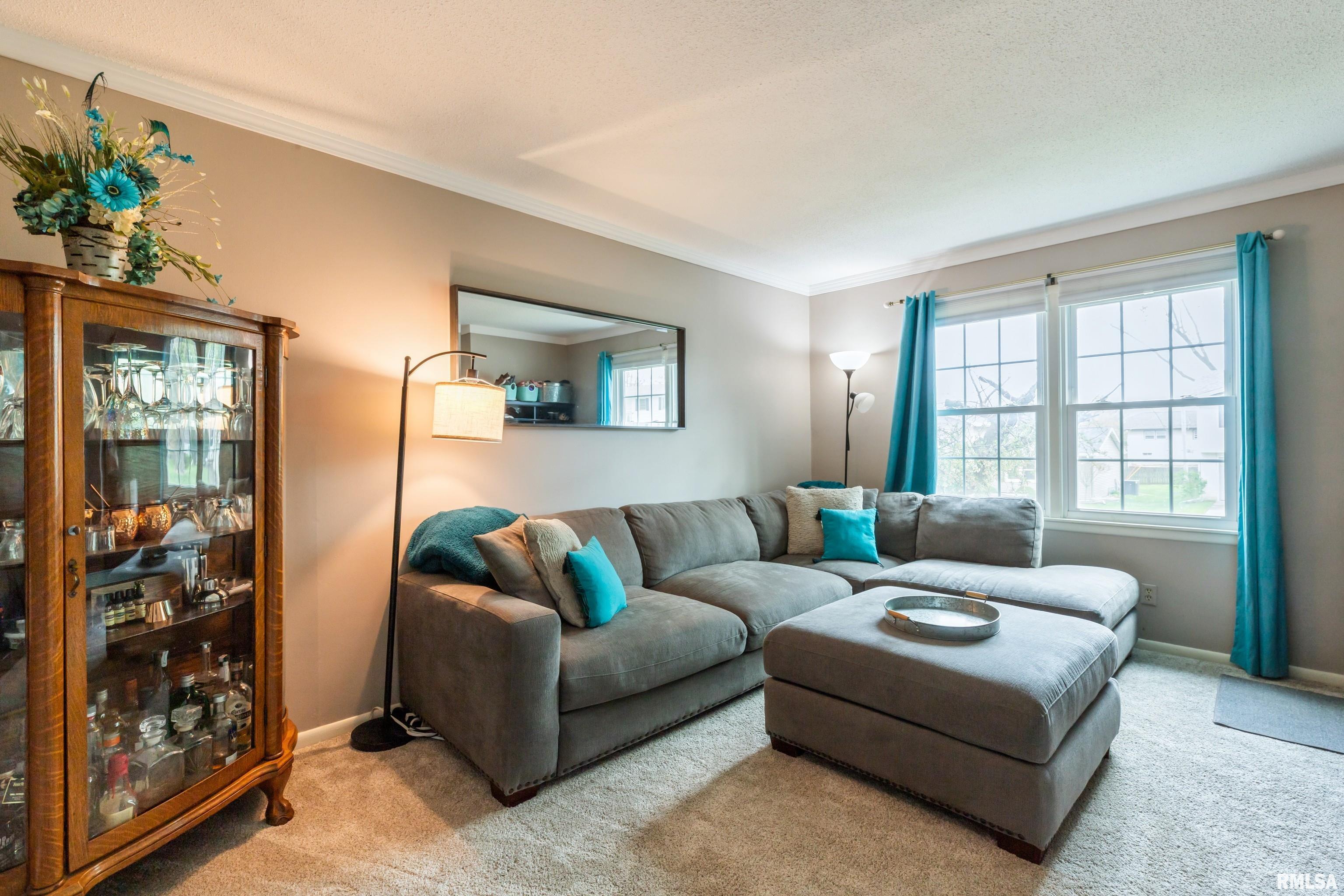 1220 Pine Hill Road, Bettendorf, Iowa image 14