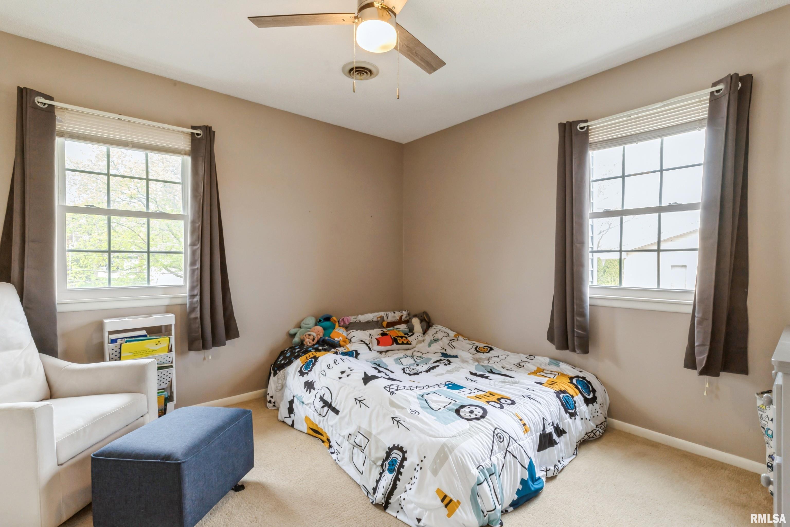 1220 Pine Hill Road, Bettendorf, Iowa image 32