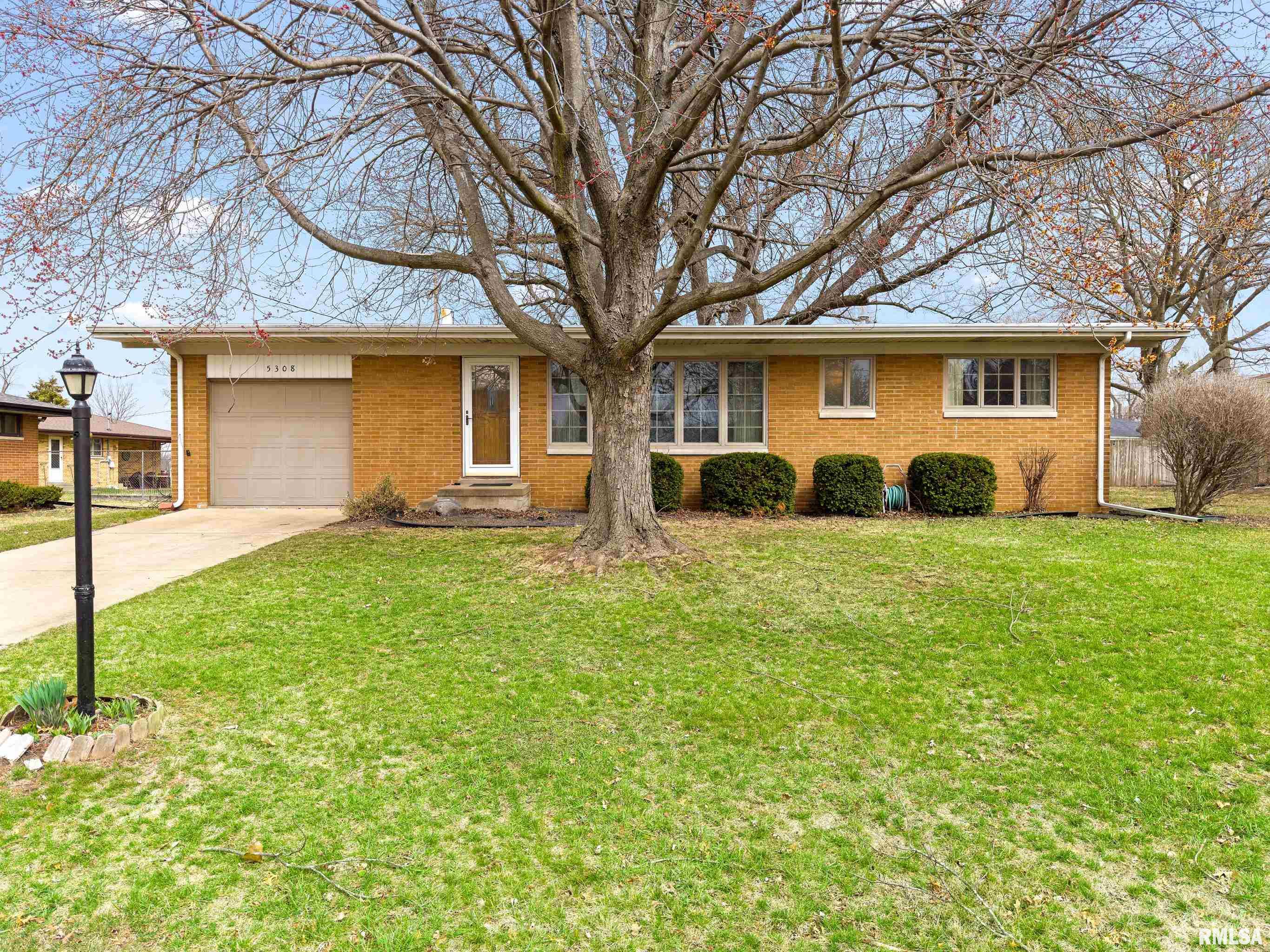 5308 N Big Hollow Road, Peoria, Illinois image 1