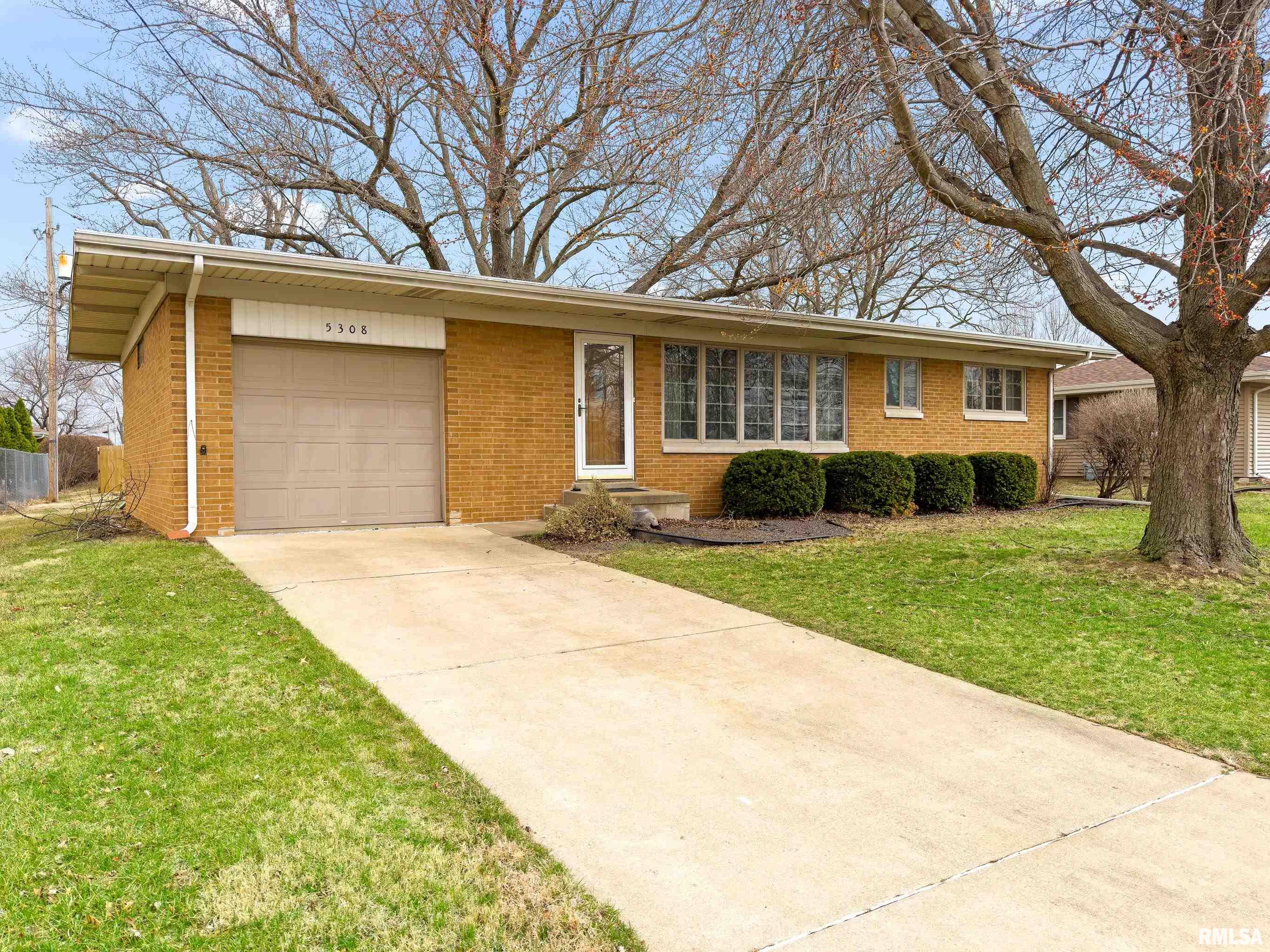 5308 N Big Hollow Road, Peoria, Illinois image 2