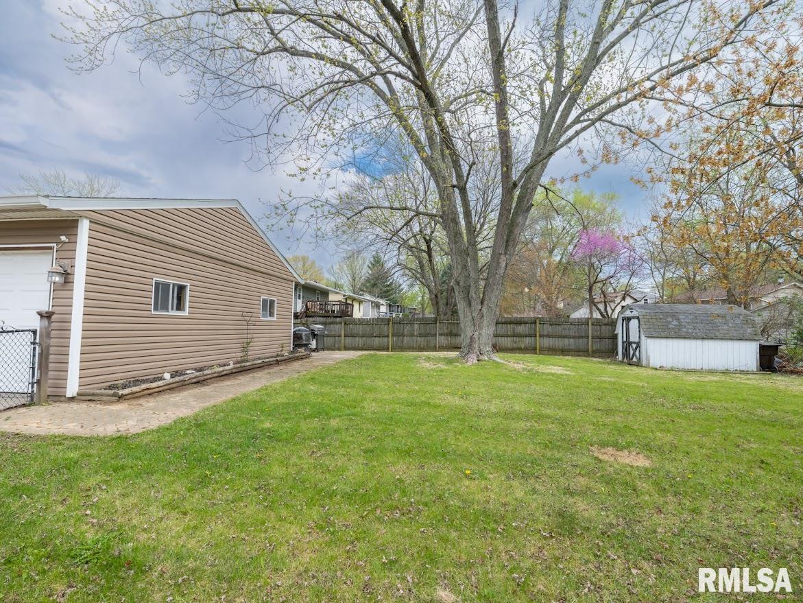 3702 W Creighton Terrace, Peoria, Illinois image 30