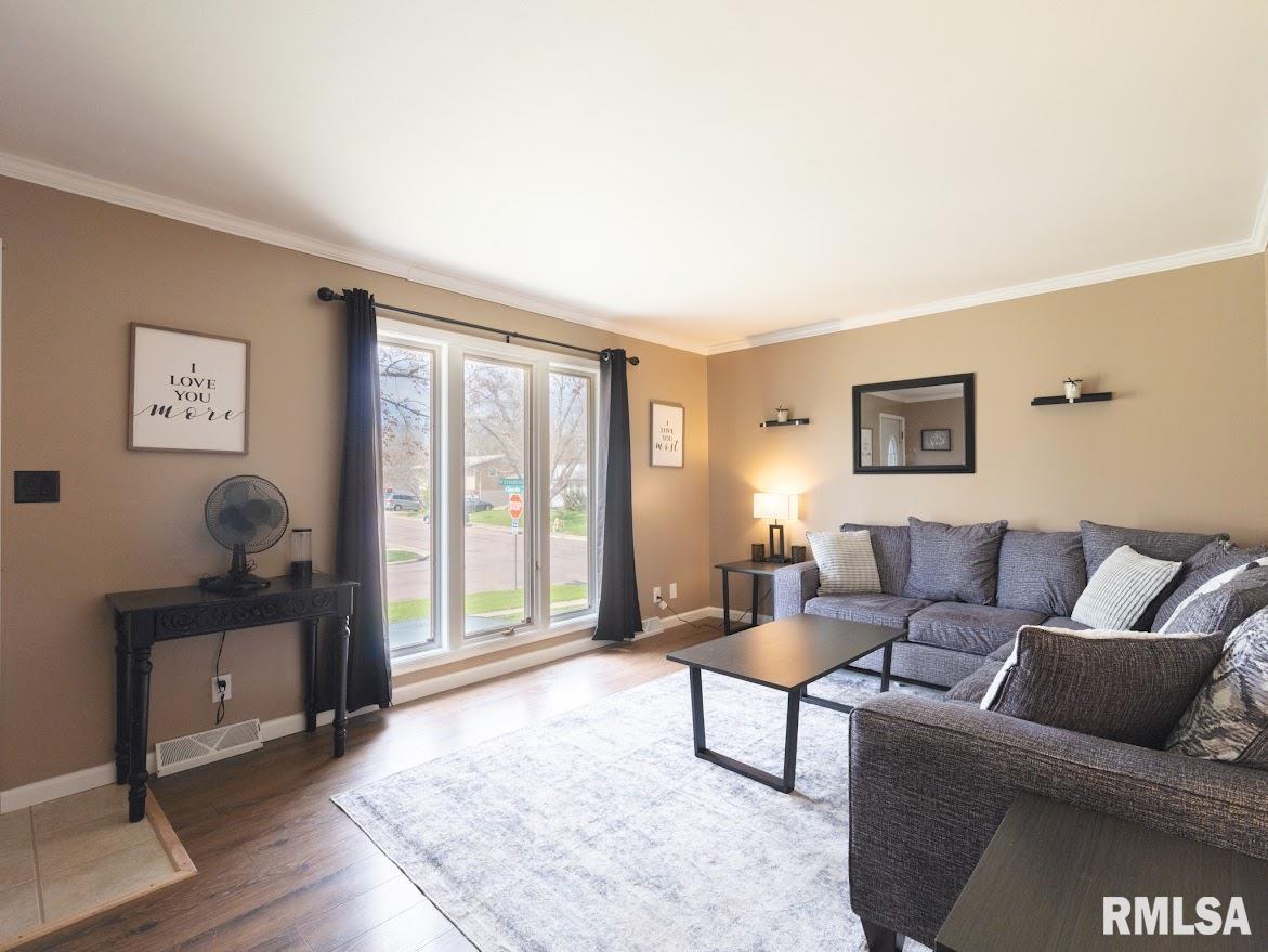 3702 W Creighton Terrace, Peoria, Illinois image 15