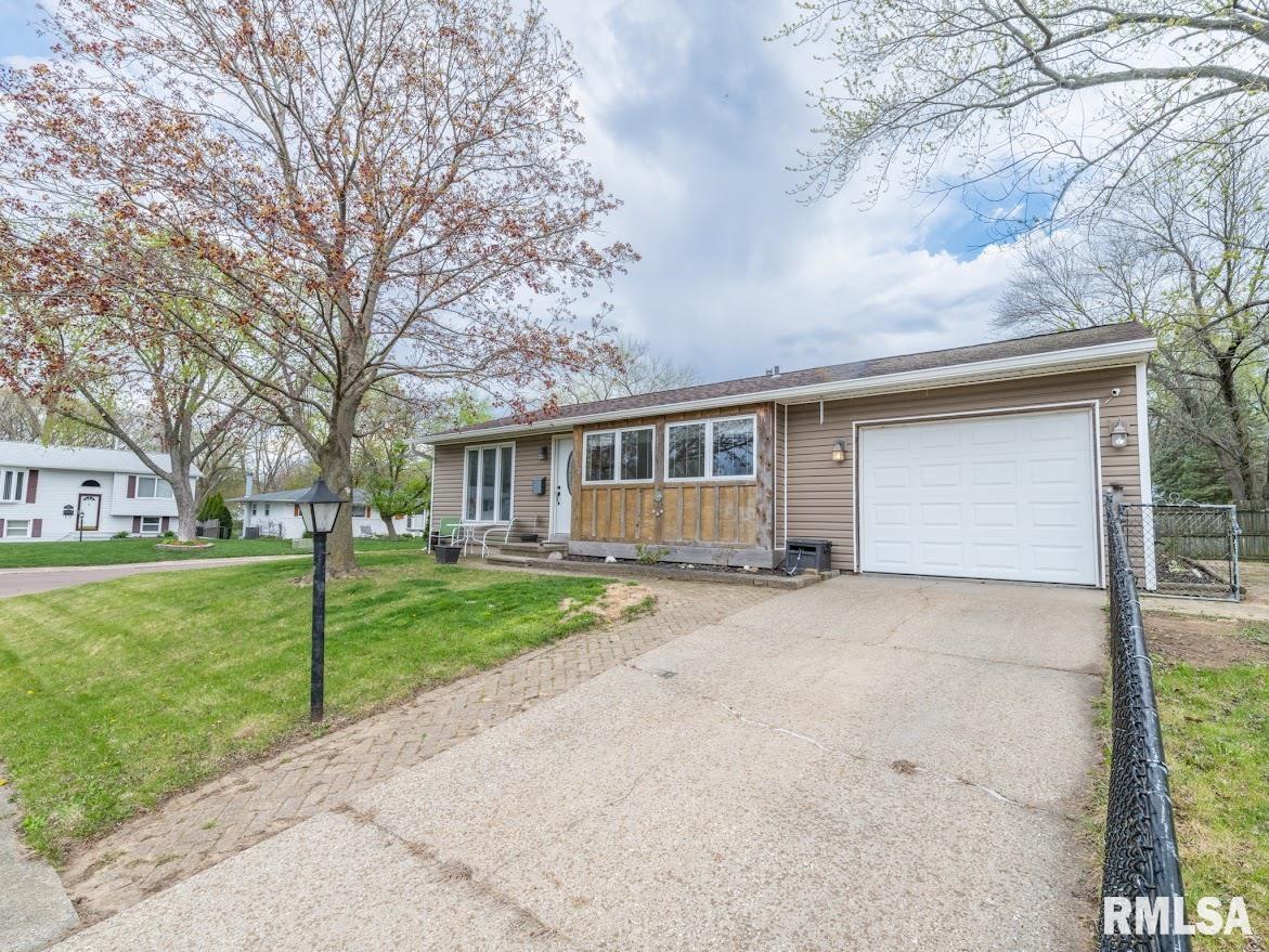 3702 W Creighton Terrace, Peoria, Illinois image 2