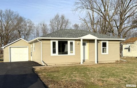 Homes For Sale - 601 Glenway Avenue<br/> Knoxville, IL 61448