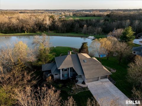 Homes For Sale - 4910 Hidden Cove Drive<br/> Quincy, IL 62305