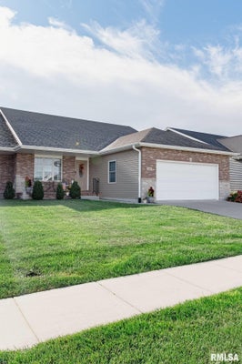 1518 DEARBORN DR, SPRINGFIELD, IL 62711 - Image e78c2043326f37e90e7e3df3efee4a99/74997101